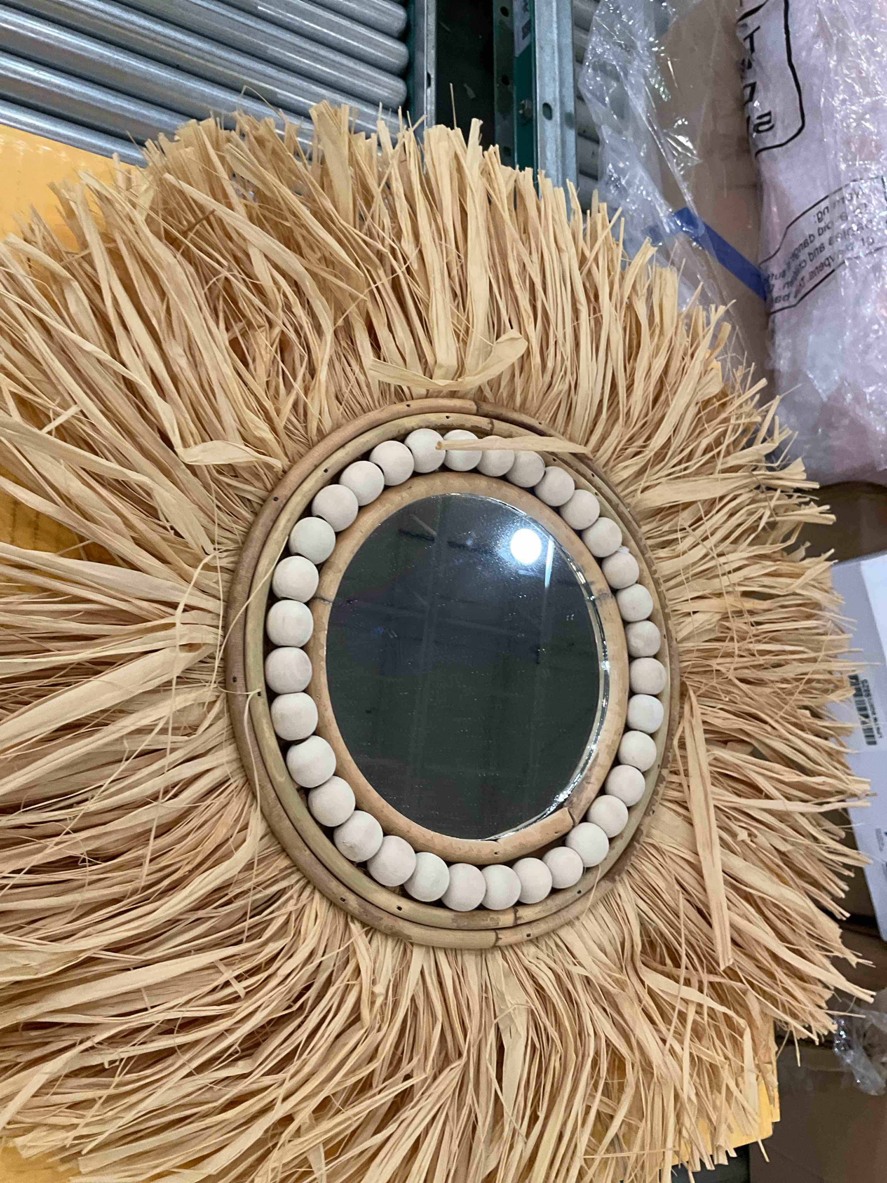 https://s3.amazonaws.com/lotting-images-prod/BargainHunt/EXS01668762_1719335206468.jpeg