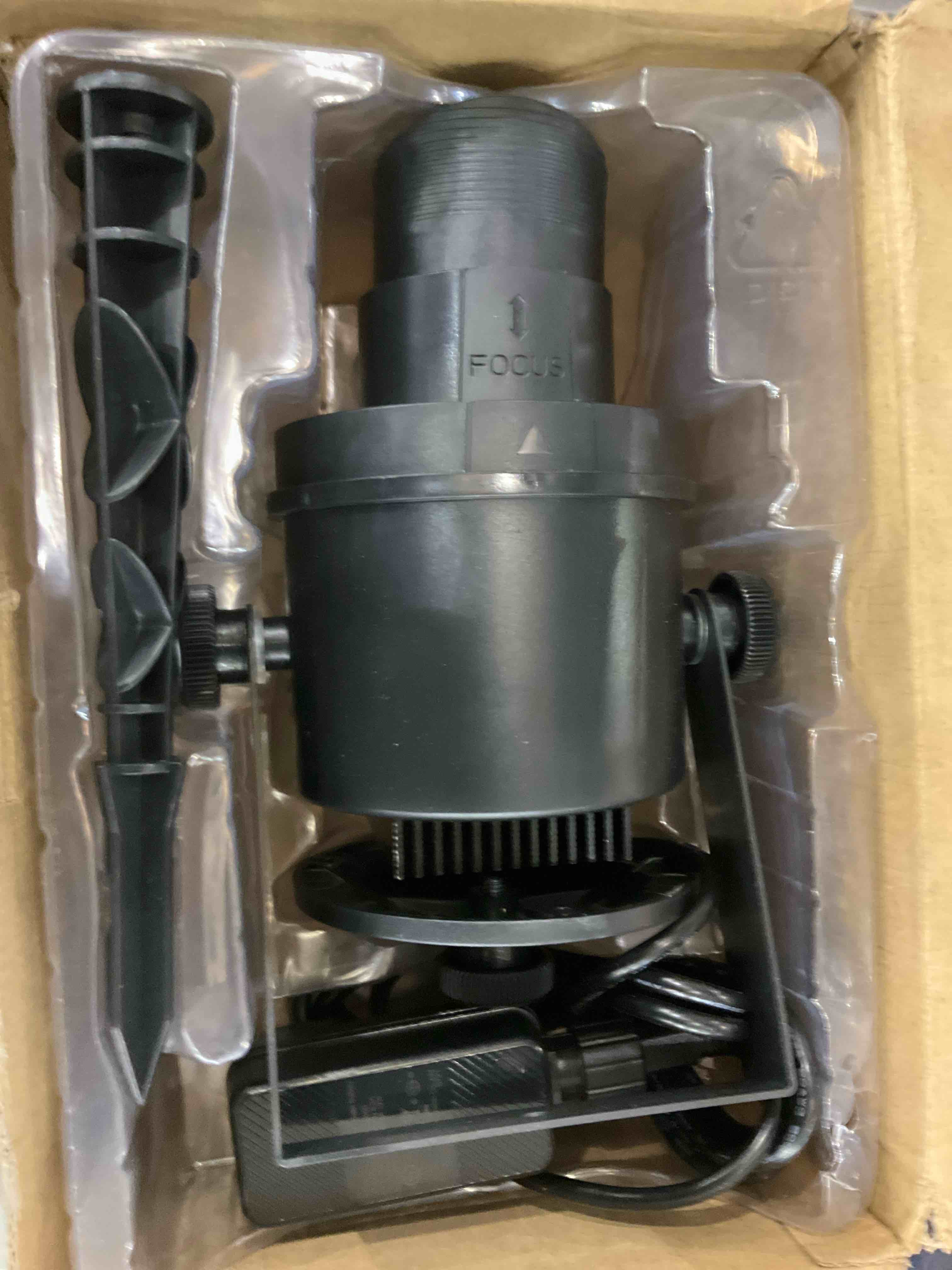 https://s3.amazonaws.com/lotting-images-prod/BargainHunt/EXS01668853_1719410020945.jpeg