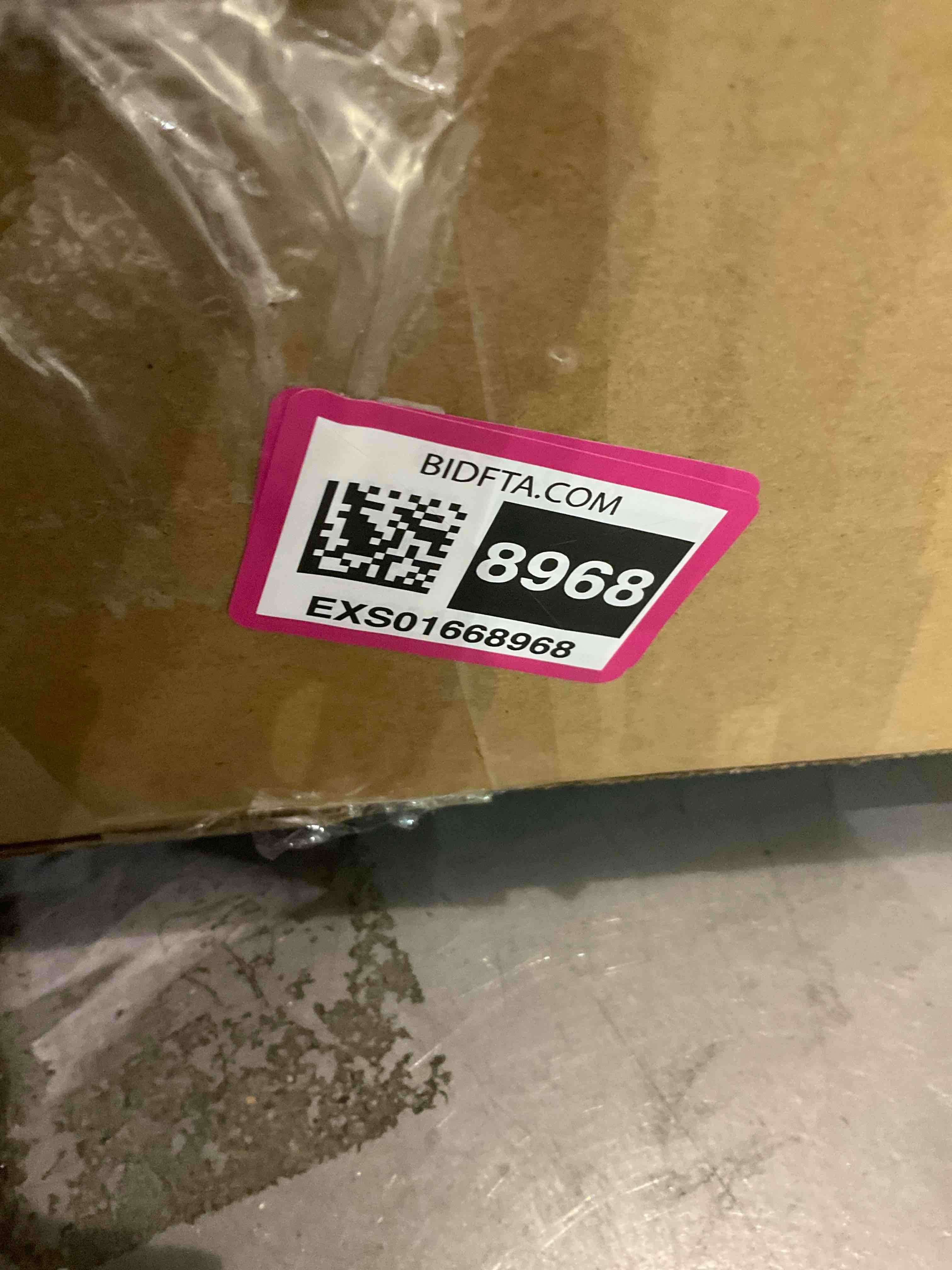 https://s3.amazonaws.com/lotting-images-prod/BargainHunt/EXS01668968_1719490473066.jpeg