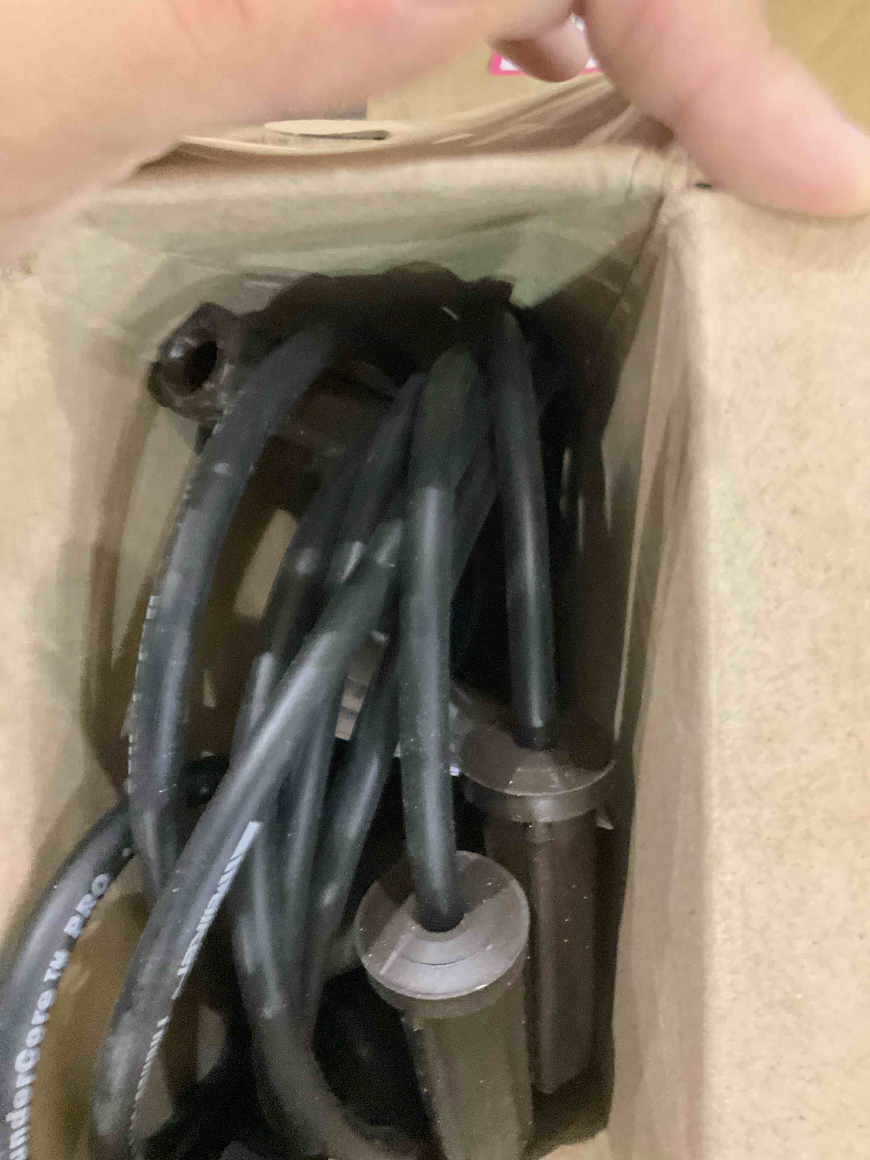 https://s3.amazonaws.com/lotting-images-prod/BargainHunt/EXS01668979_1719492755929.jpeg