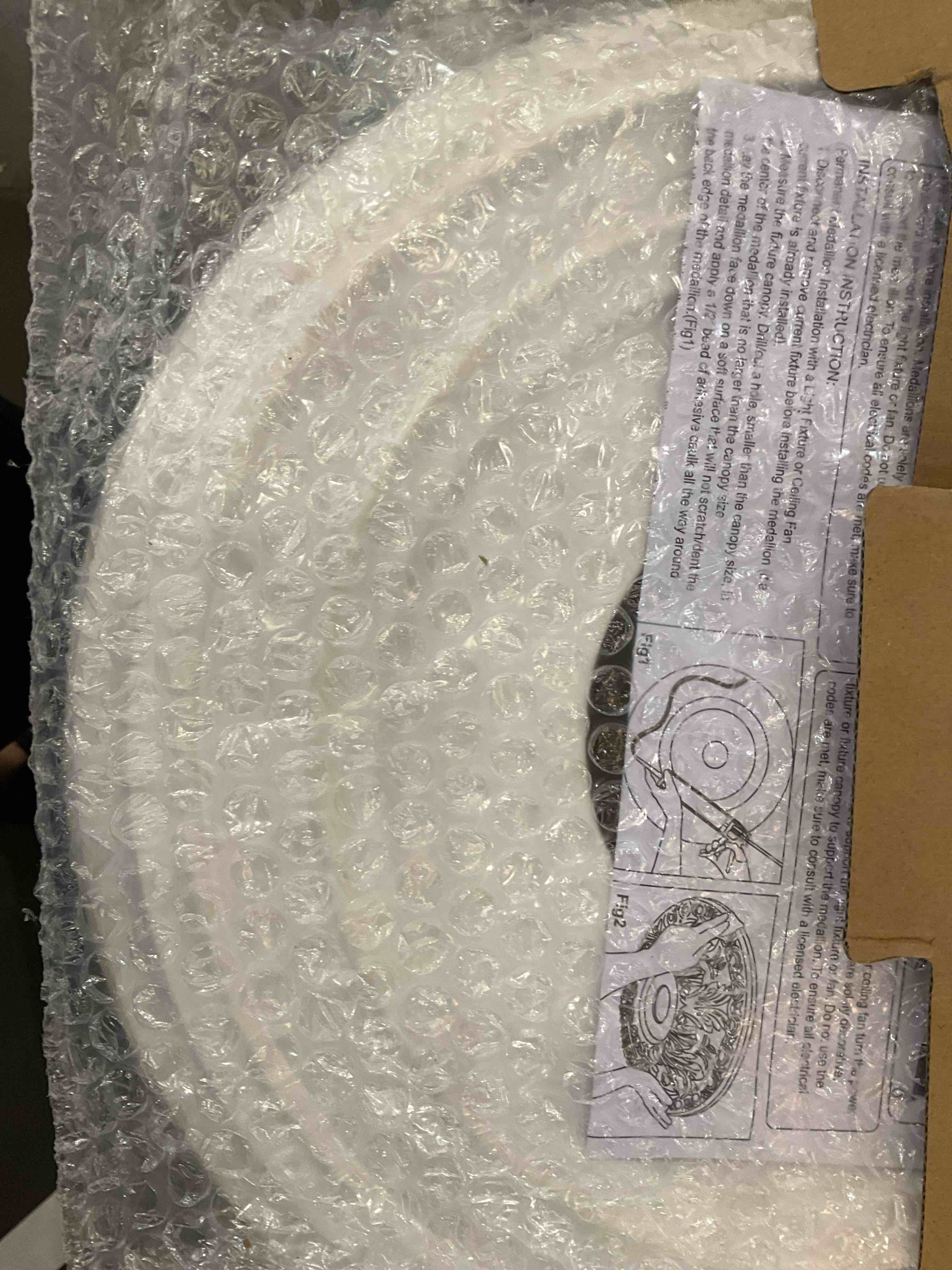 https://s3.amazonaws.com/lotting-images-prod/BargainHunt/EXS01669076_1718724112936.jpeg