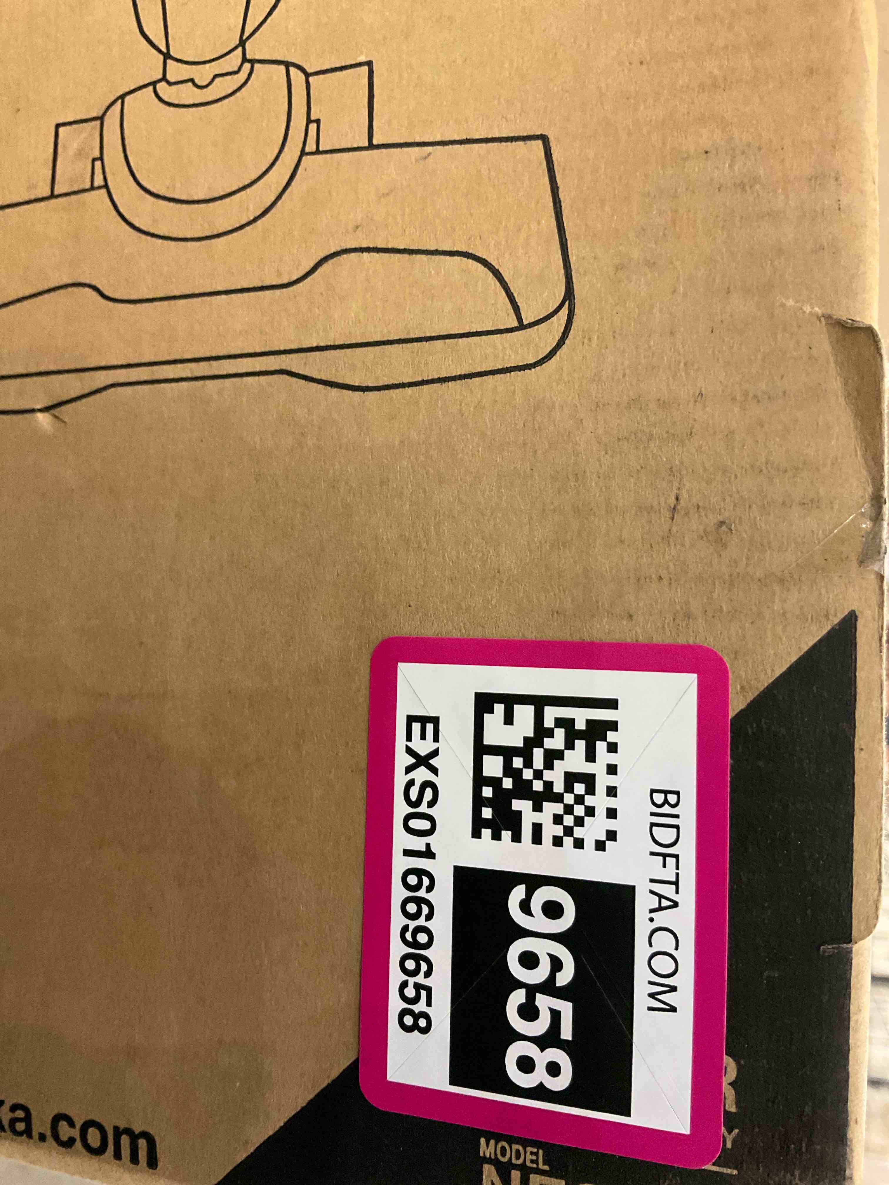 https://s3.amazonaws.com/lotting-images-prod/BargainHunt/EXS01669658_1722539270226.jpeg