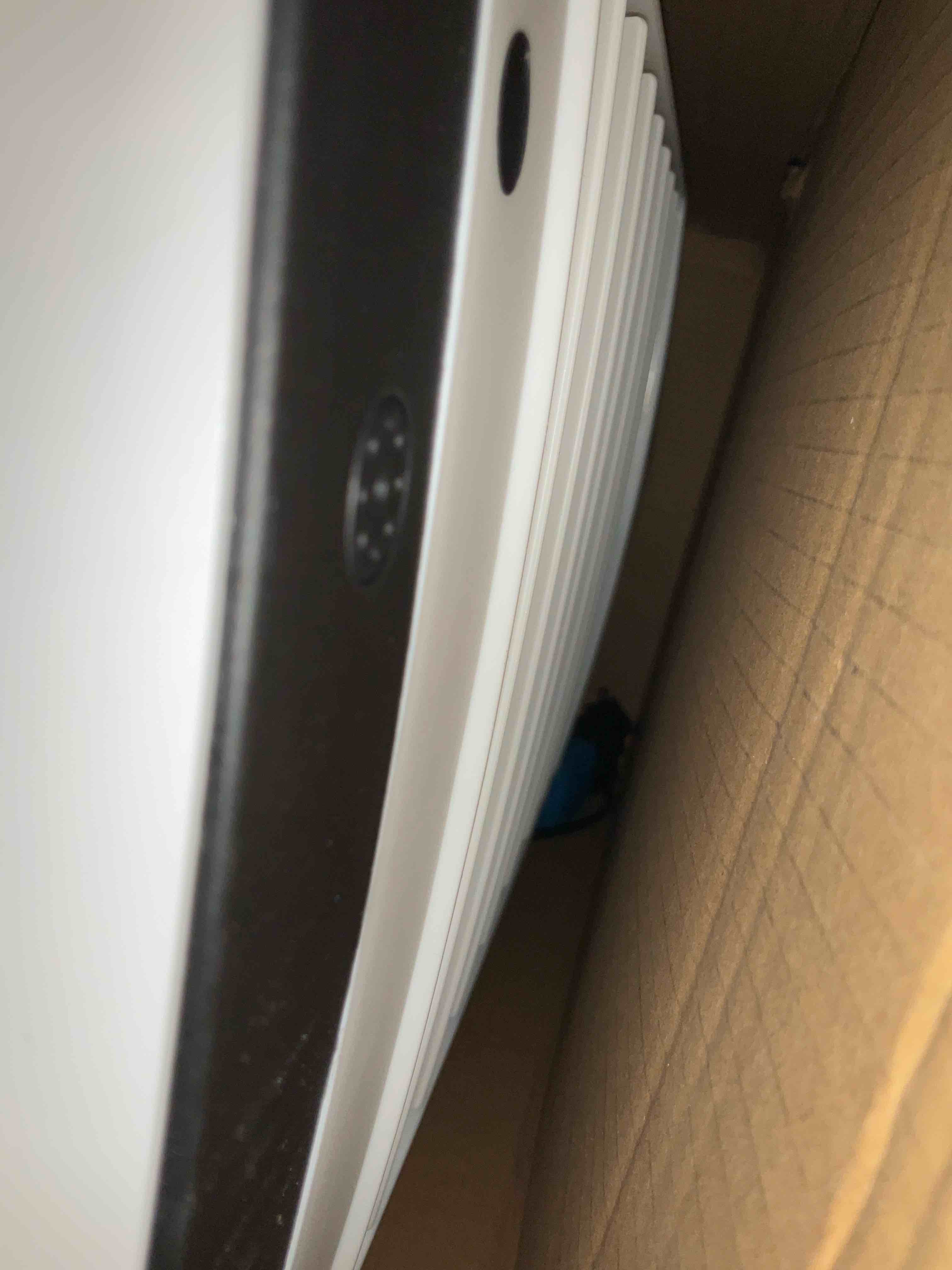 https://s3.amazonaws.com/lotting-images-prod/BargainHunt/EXS01669677_1722601110130.jpeg