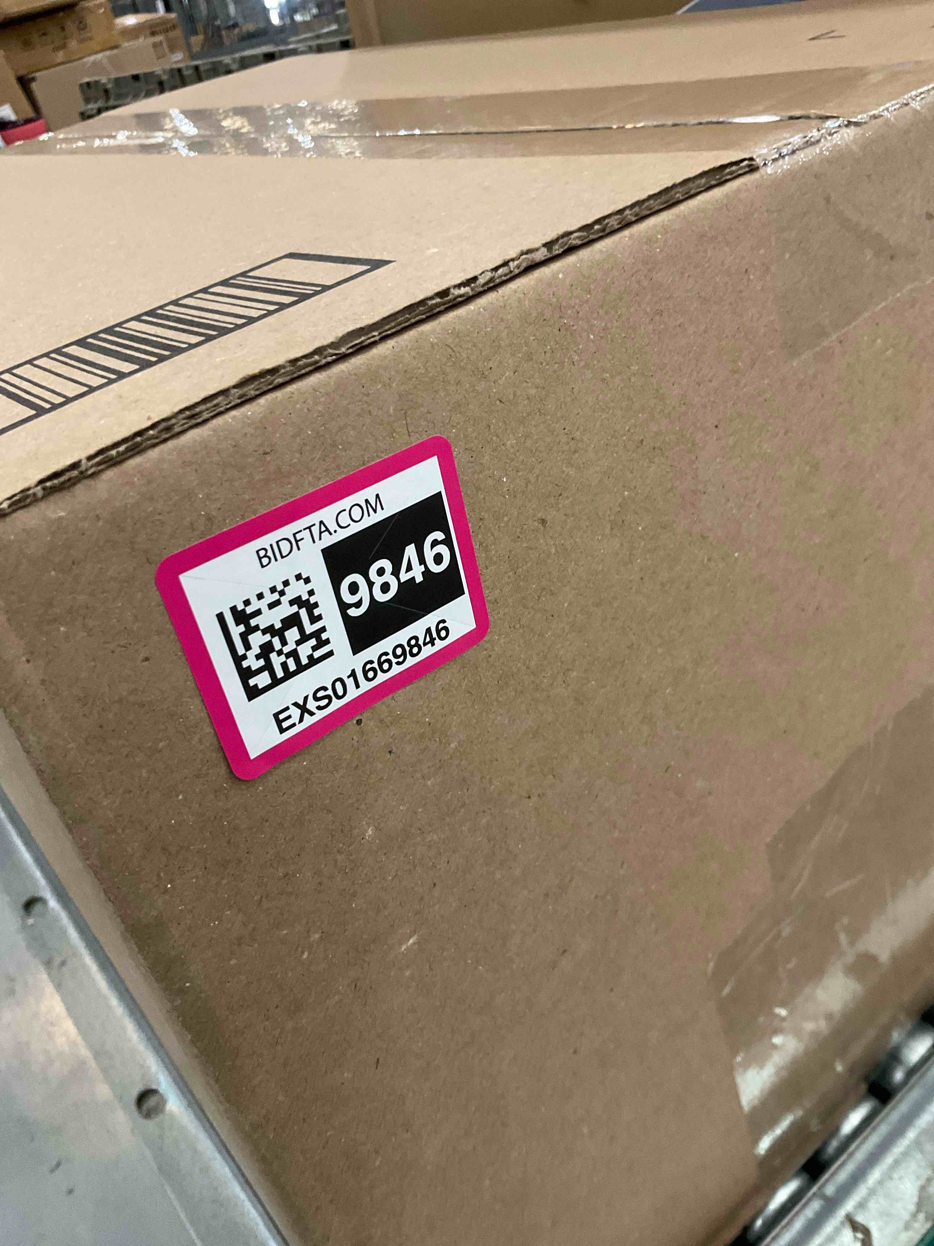 https://s3.amazonaws.com/lotting-images-prod/BargainHunt/EXS01669846_1722963465994.jpeg