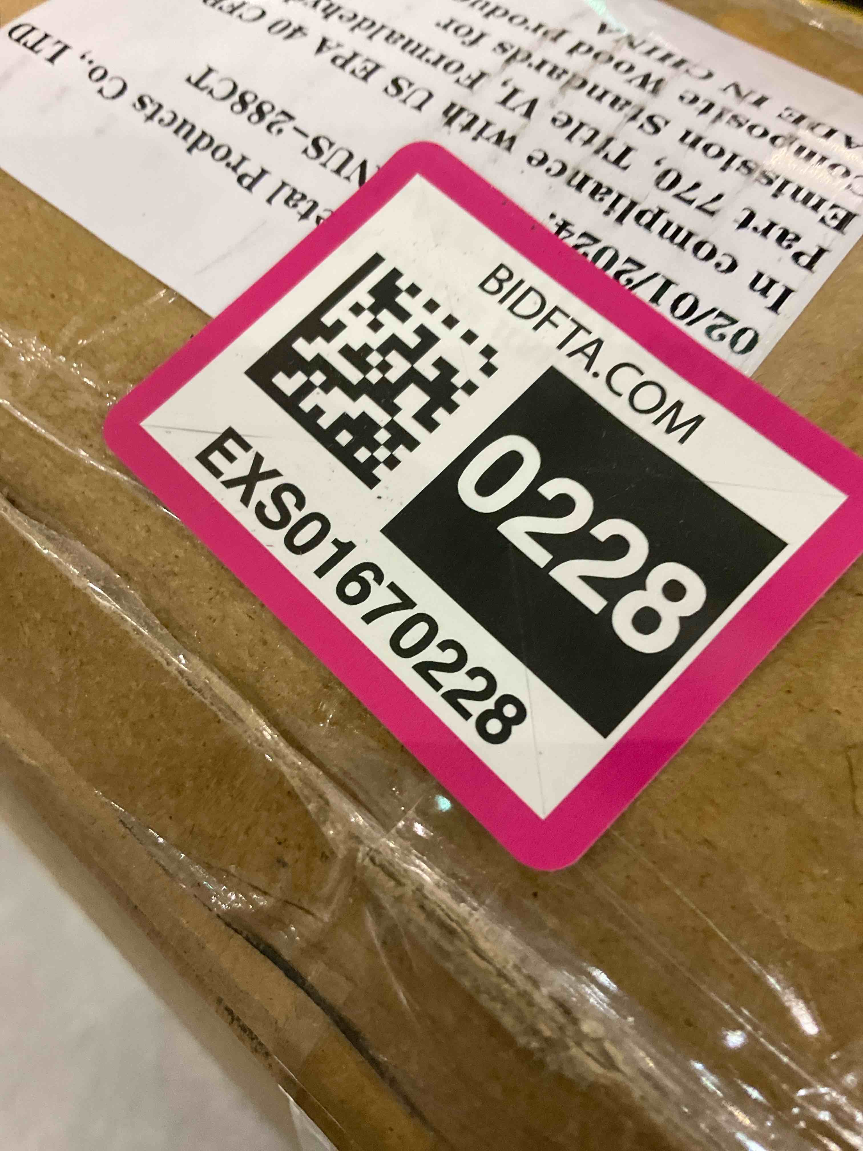 https://s3.amazonaws.com/lotting-images-prod/BargainHunt/EXS01670228_1713786198240.jpeg