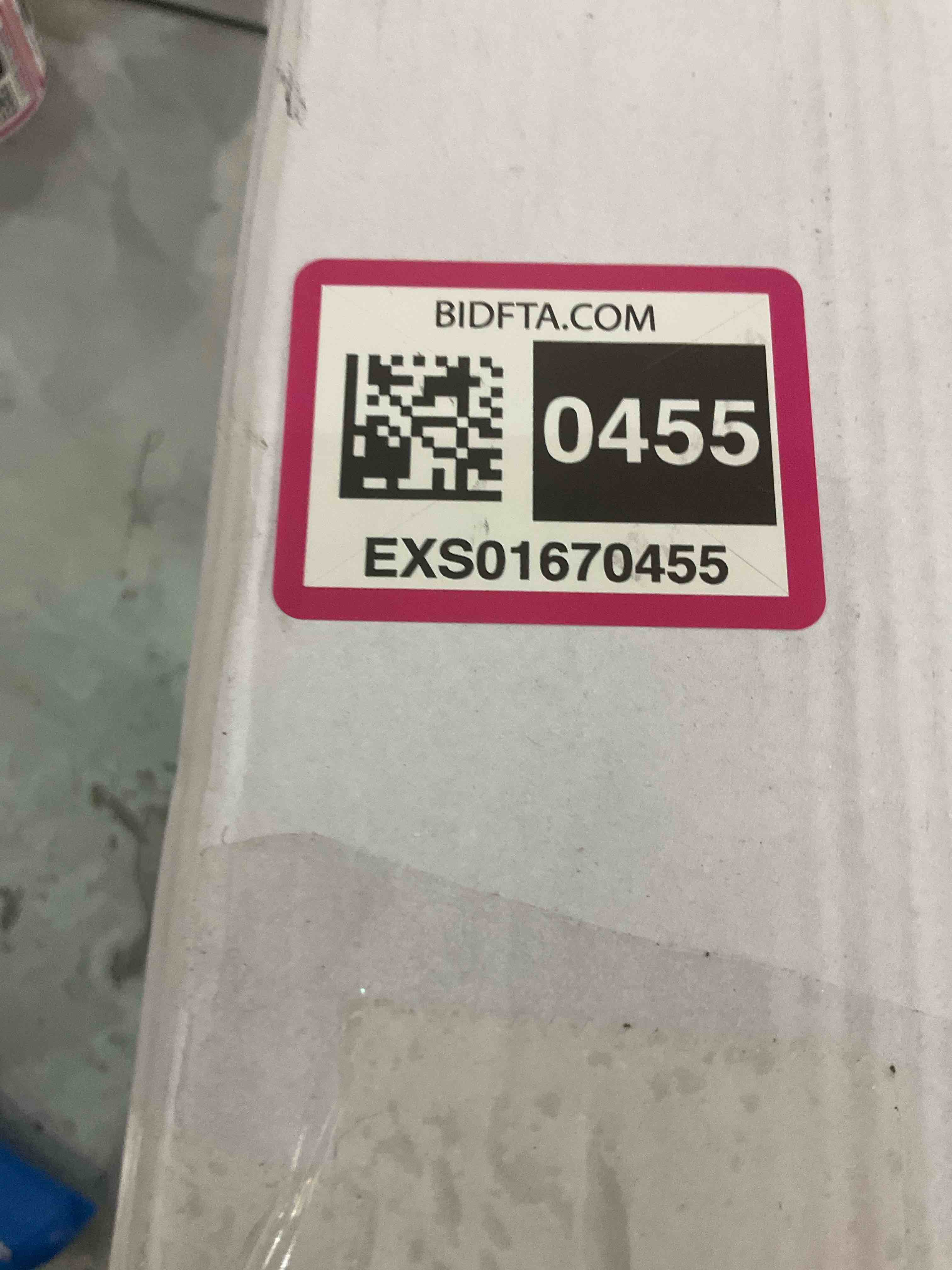 https://s3.amazonaws.com/lotting-images-prod/BargainHunt/EXS01670455_1713965454927.jpeg