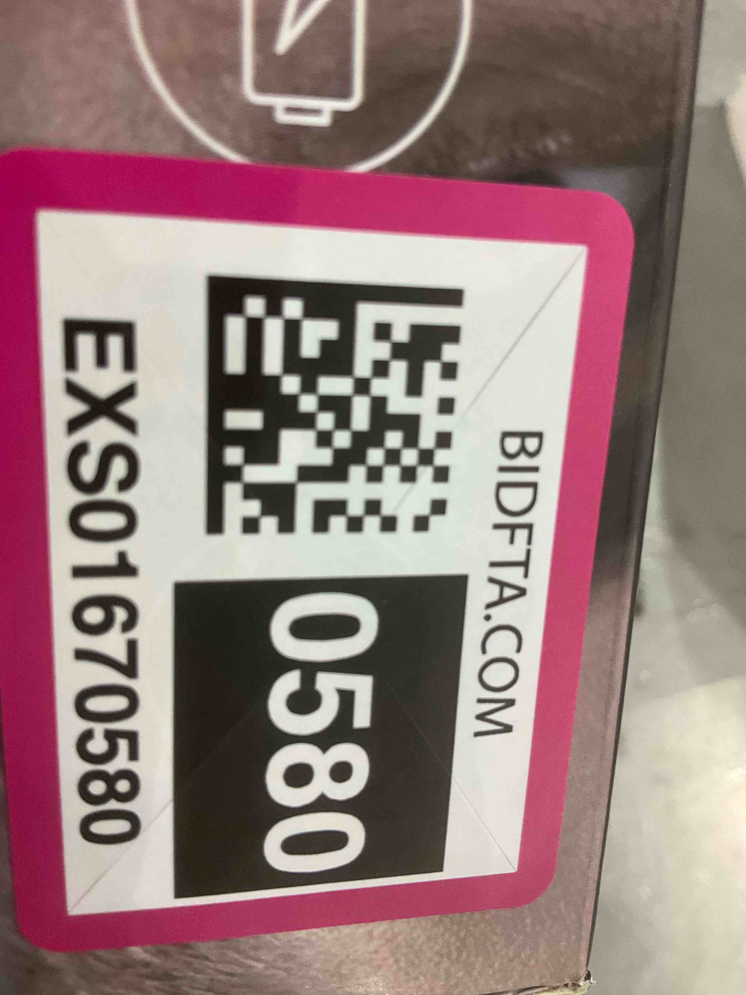 https://s3.amazonaws.com/lotting-images-prod/BargainHunt/EXS01670580_1713535526269.jpeg