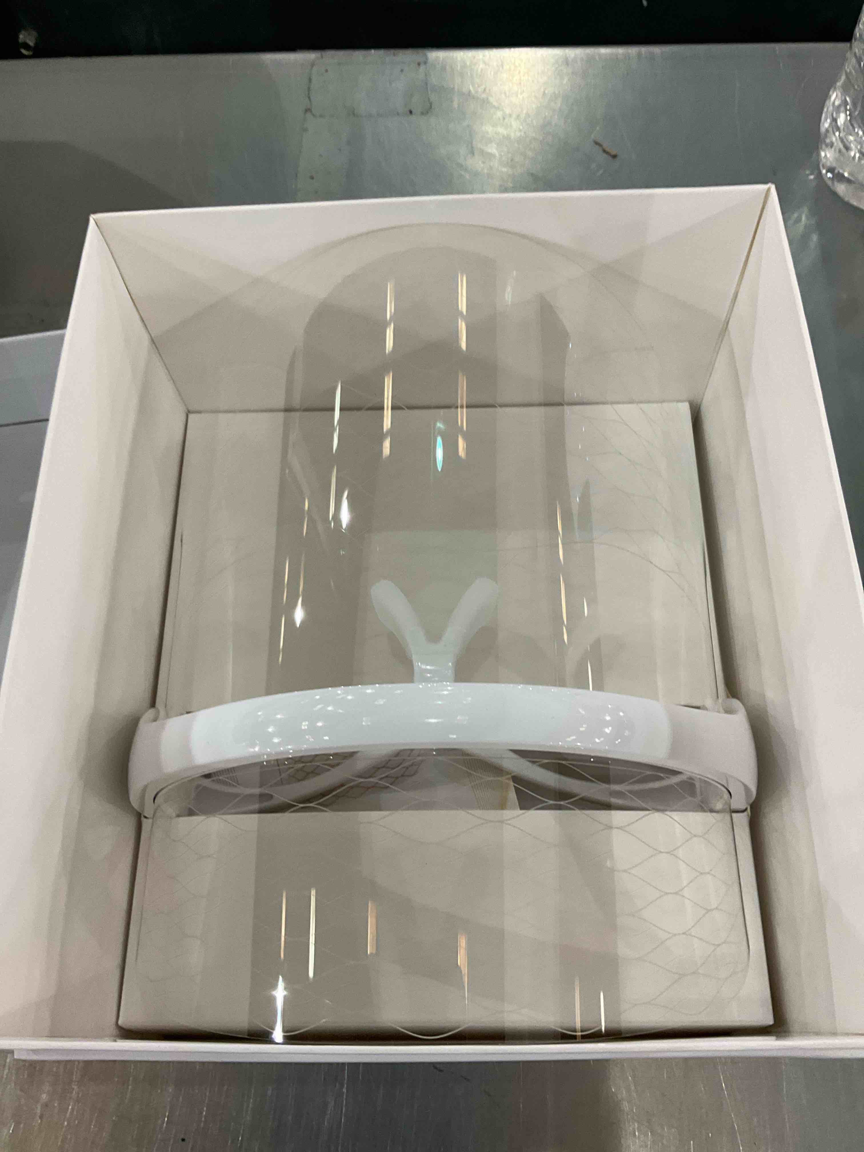 https://s3.amazonaws.com/lotting-images-prod/BargainHunt/EXS01671414_1715868329176.jpeg