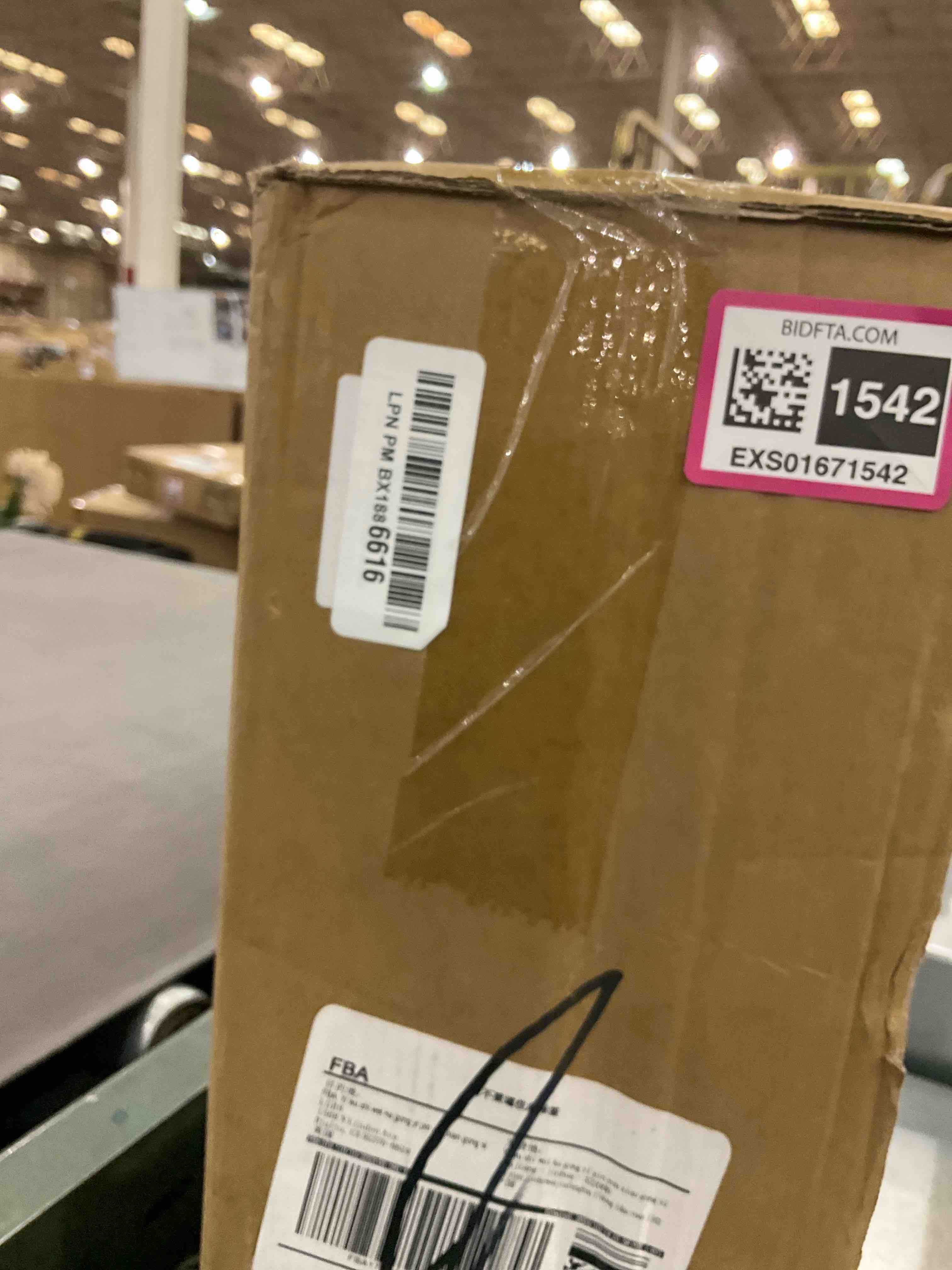 https://s3.amazonaws.com/lotting-images-prod/BargainHunt/EXS01671542_1713375497671.jpeg