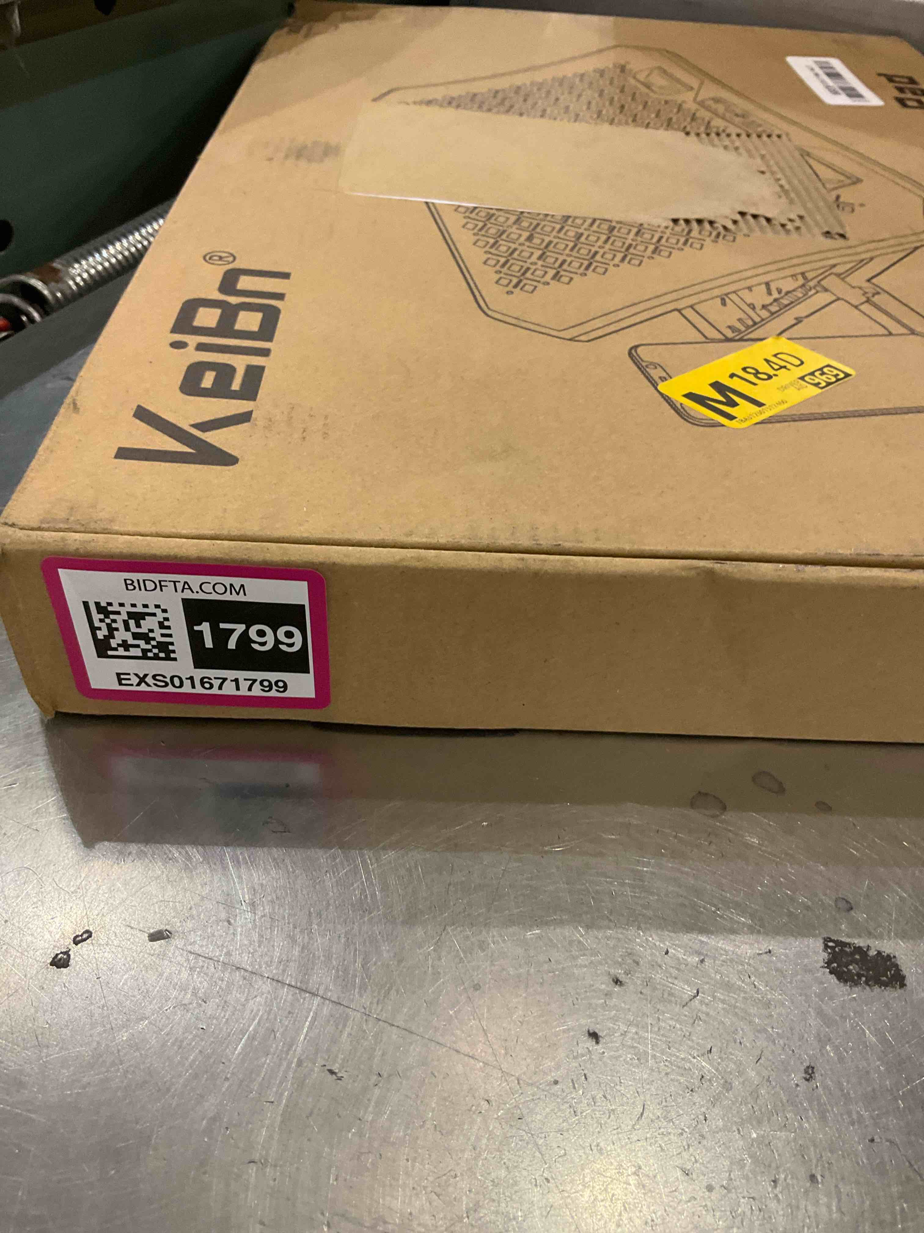 https://s3.amazonaws.com/lotting-images-prod/BargainHunt/EXS01671799_1713530357525.jpeg