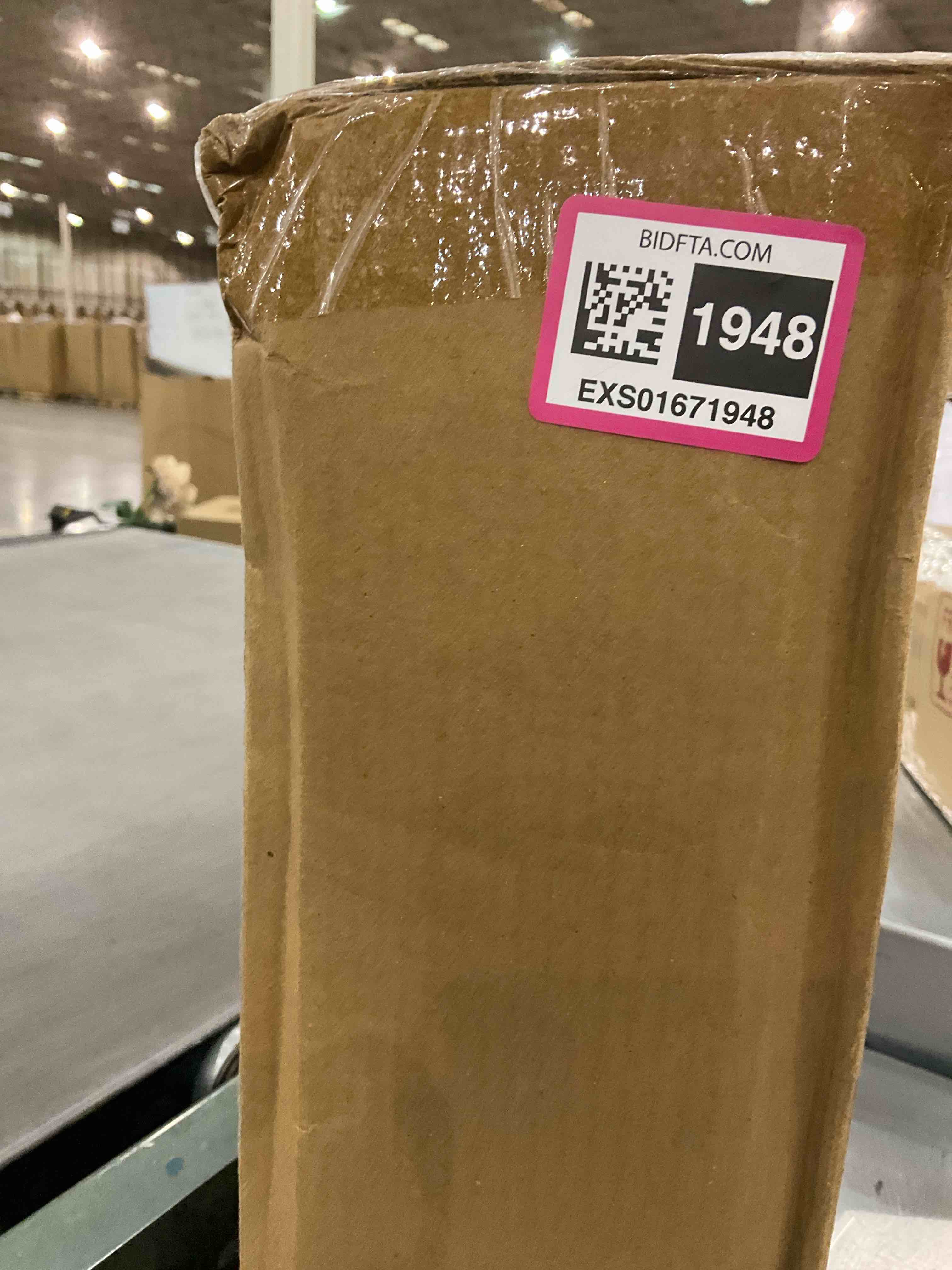 https://s3.amazonaws.com/lotting-images-prod/BargainHunt/EXS01671948_1713786203601.jpeg