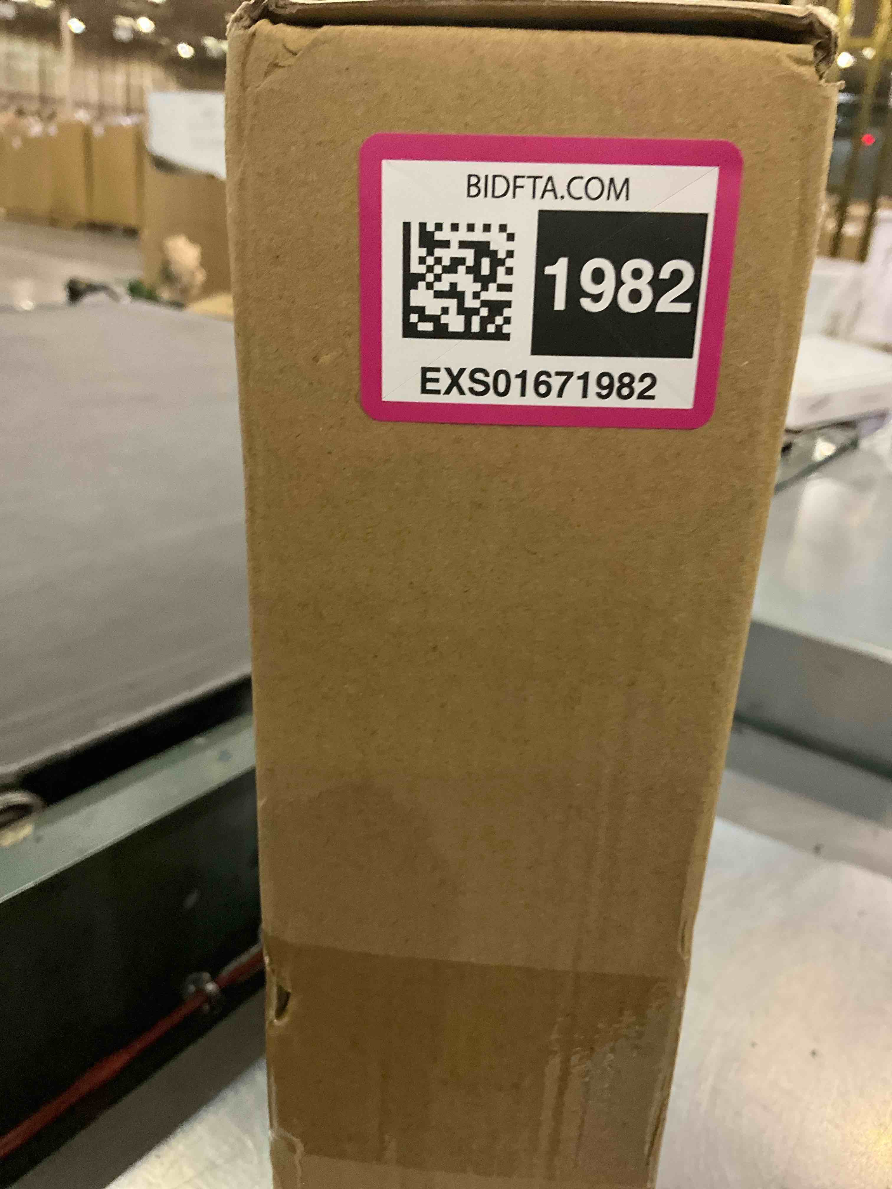 https://s3.amazonaws.com/lotting-images-prod/BargainHunt/EXS01671982_1713789882888.jpeg
