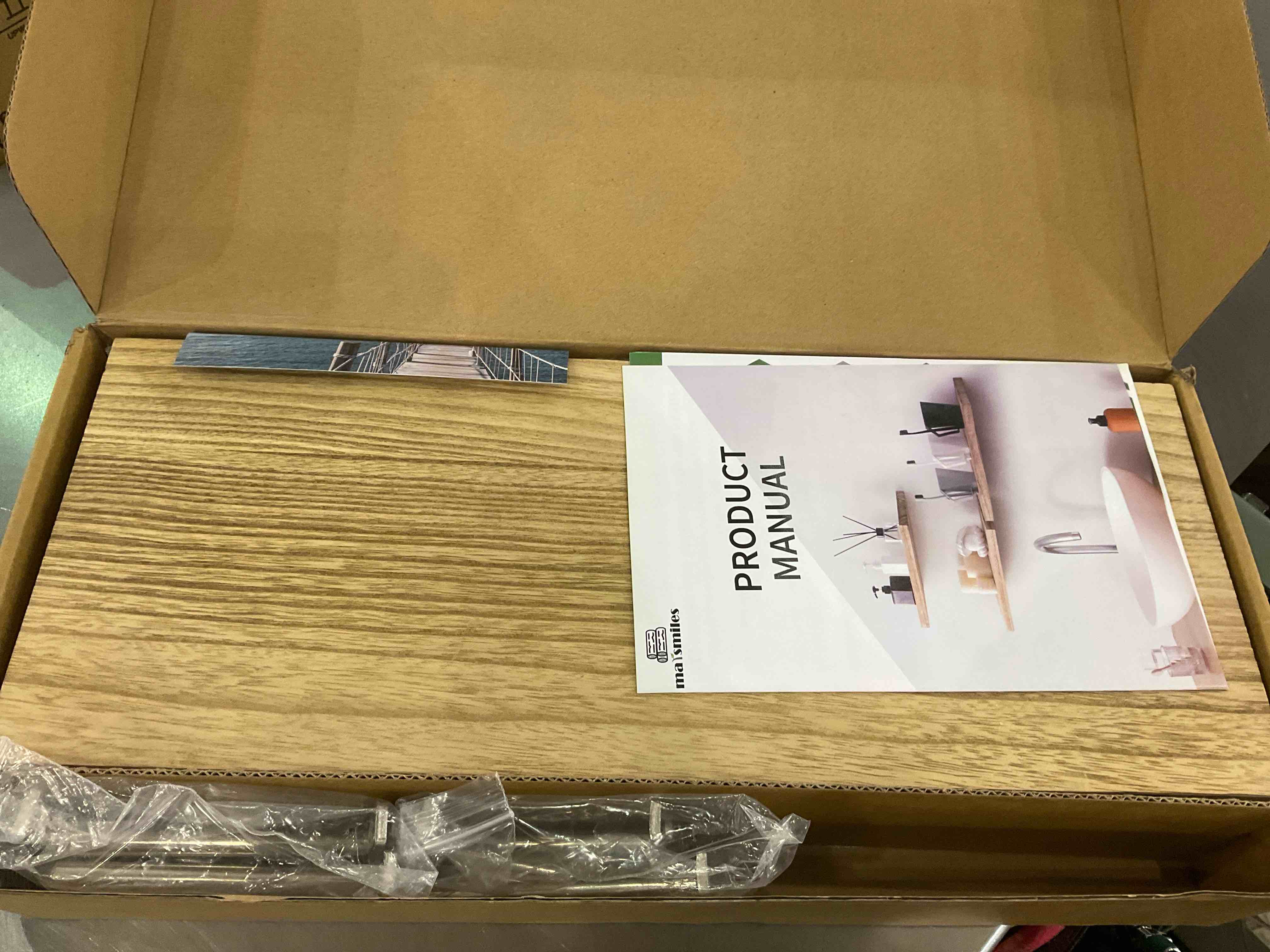 https://s3.amazonaws.com/lotting-images-prod/BargainHunt/EXS01672495_1713873369185.jpeg