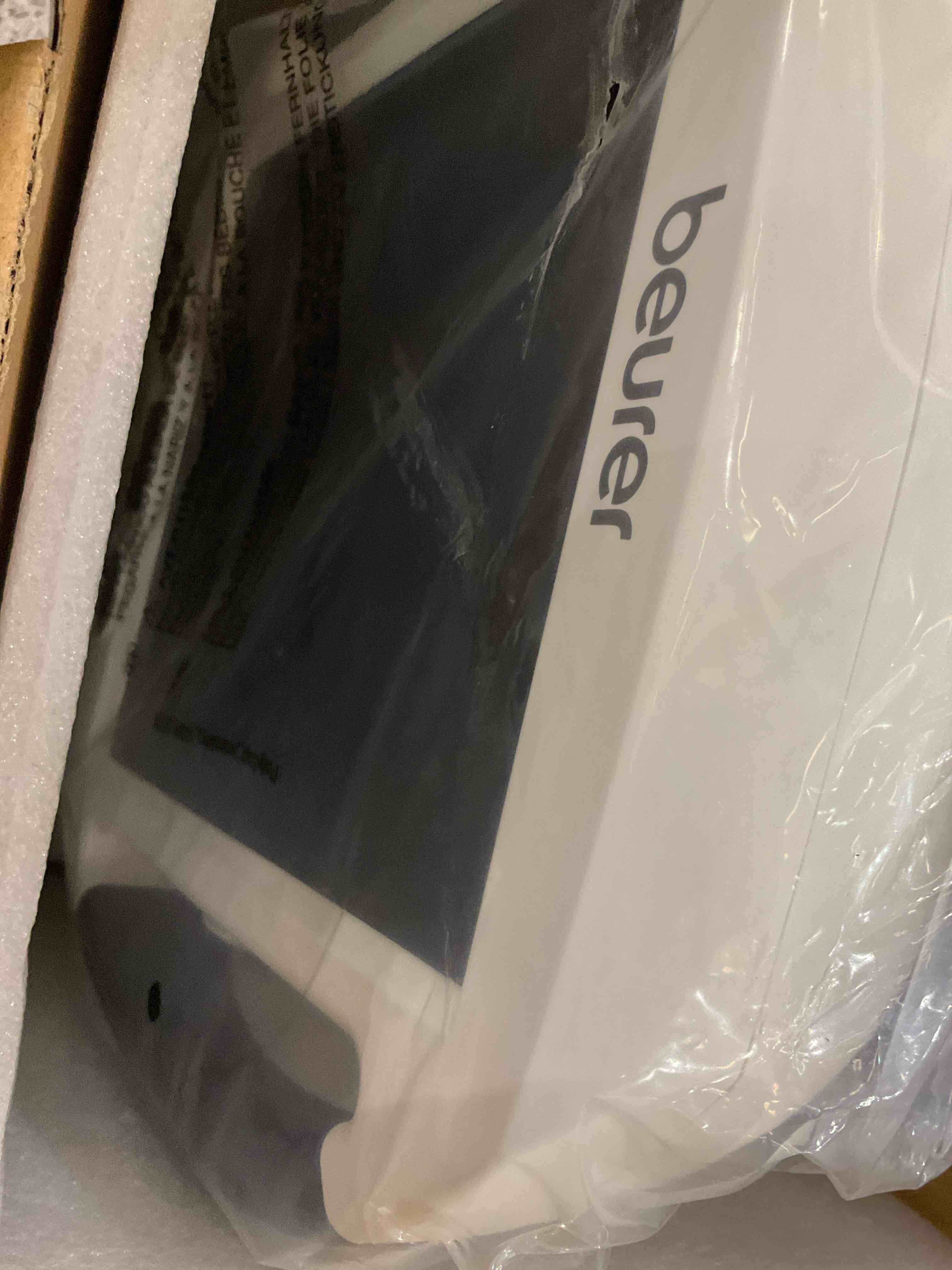 https://s3.amazonaws.com/lotting-images-prod/BargainHunt/EXS01672559_1714142545779.jpeg