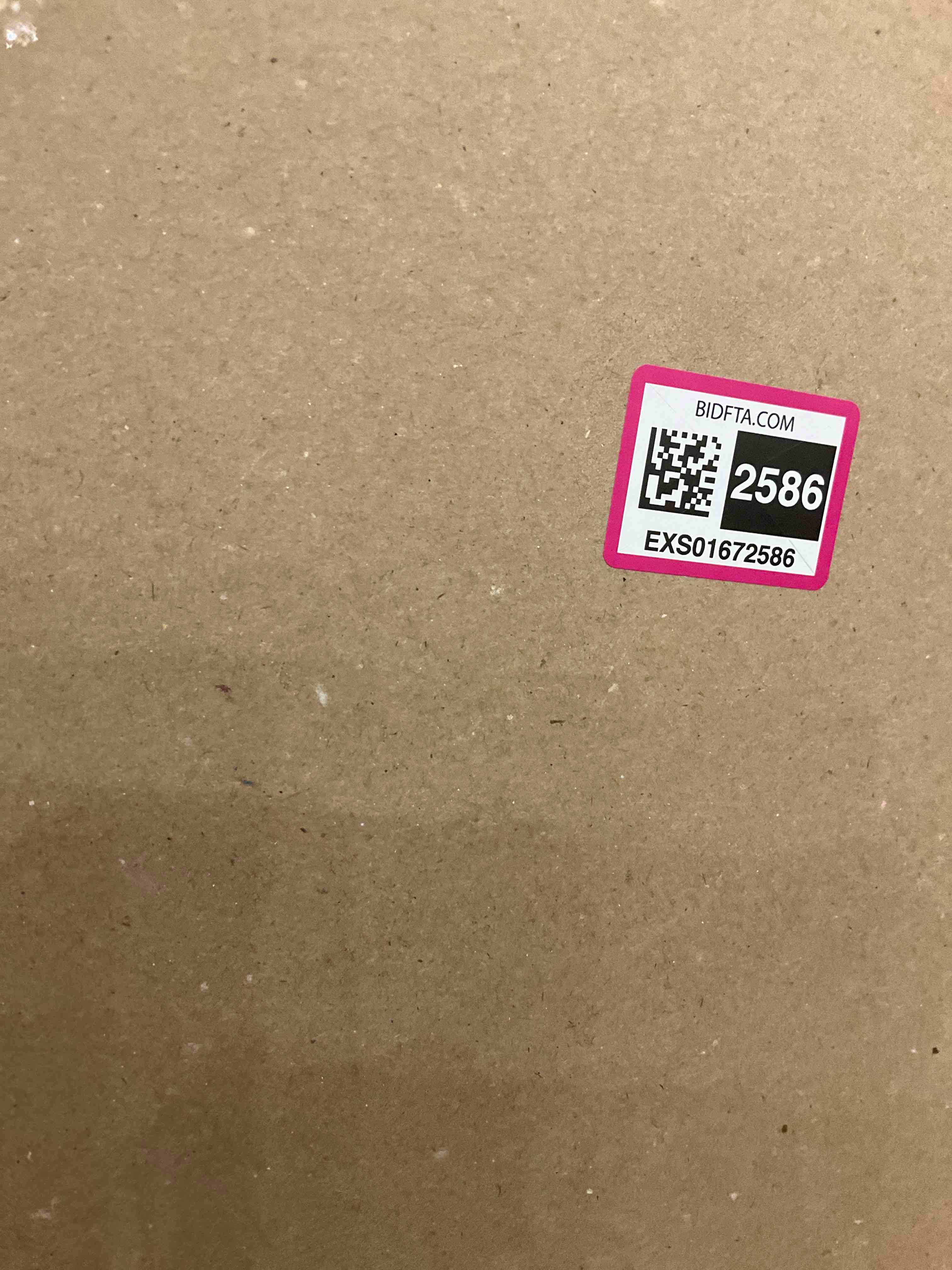 https://s3.amazonaws.com/lotting-images-prod/BargainHunt/EXS01672586_1714150452614.jpeg
