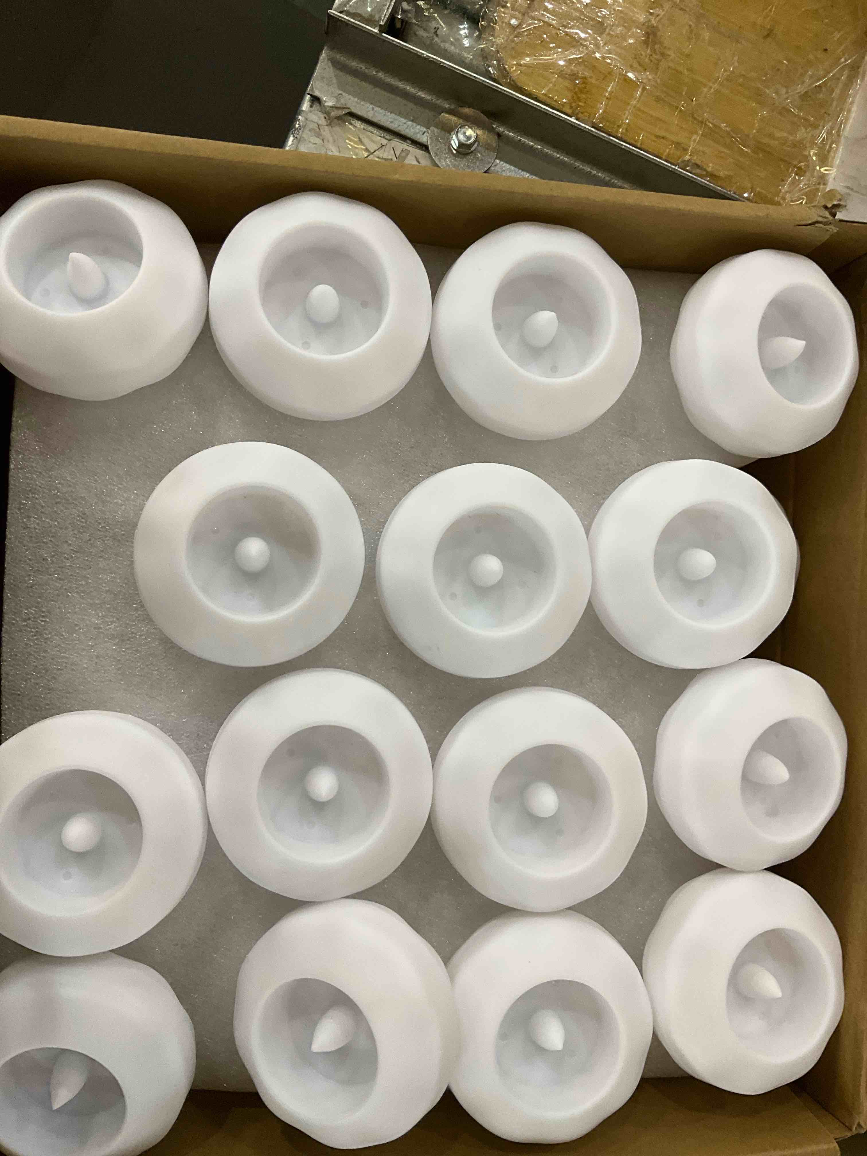 https://s3.amazonaws.com/lotting-images-prod/BargainHunt/EXS01672645_1715871843948.jpeg