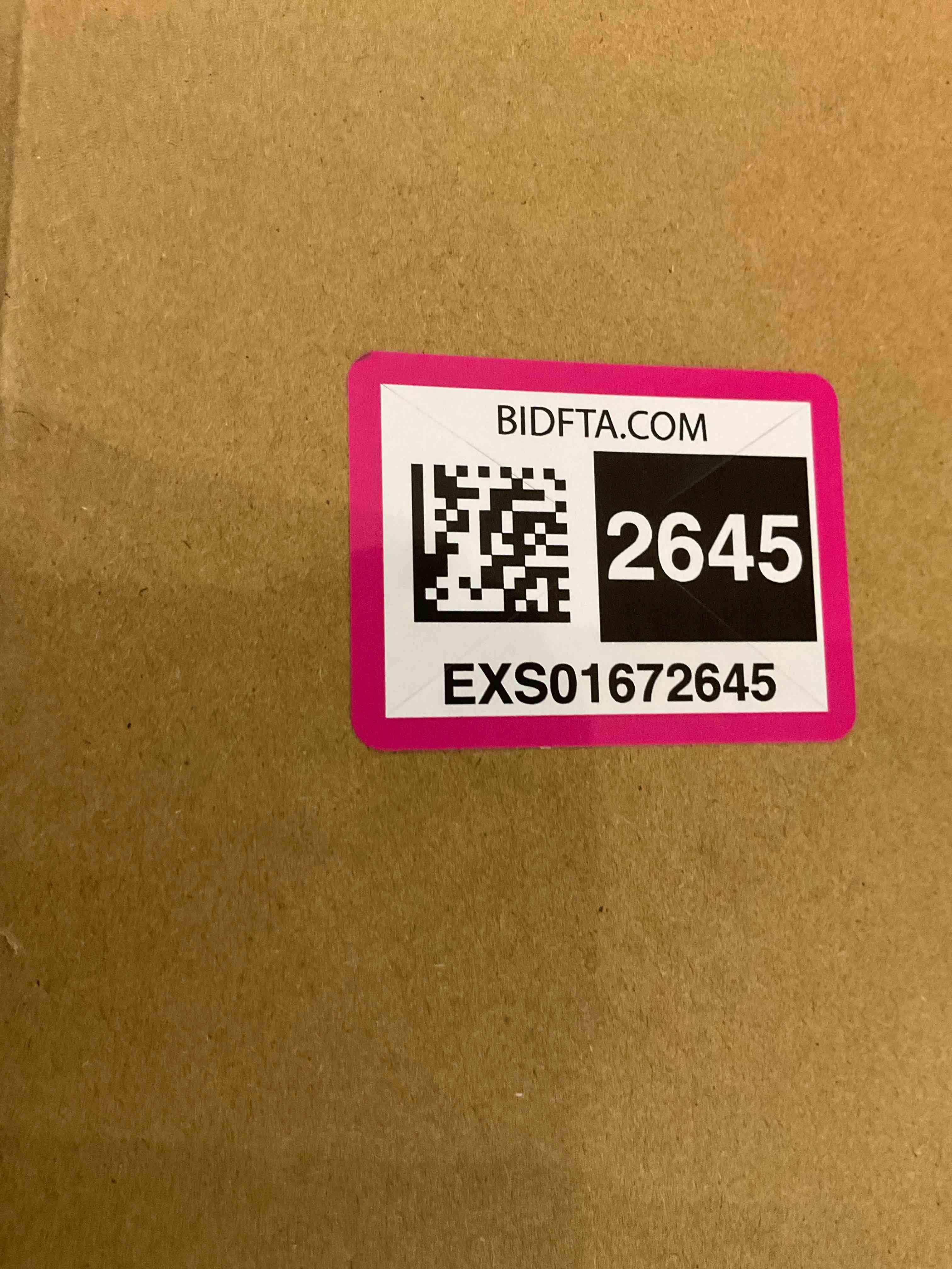 https://s3.amazonaws.com/lotting-images-prod/BargainHunt/EXS01672645_1715871919335.jpeg