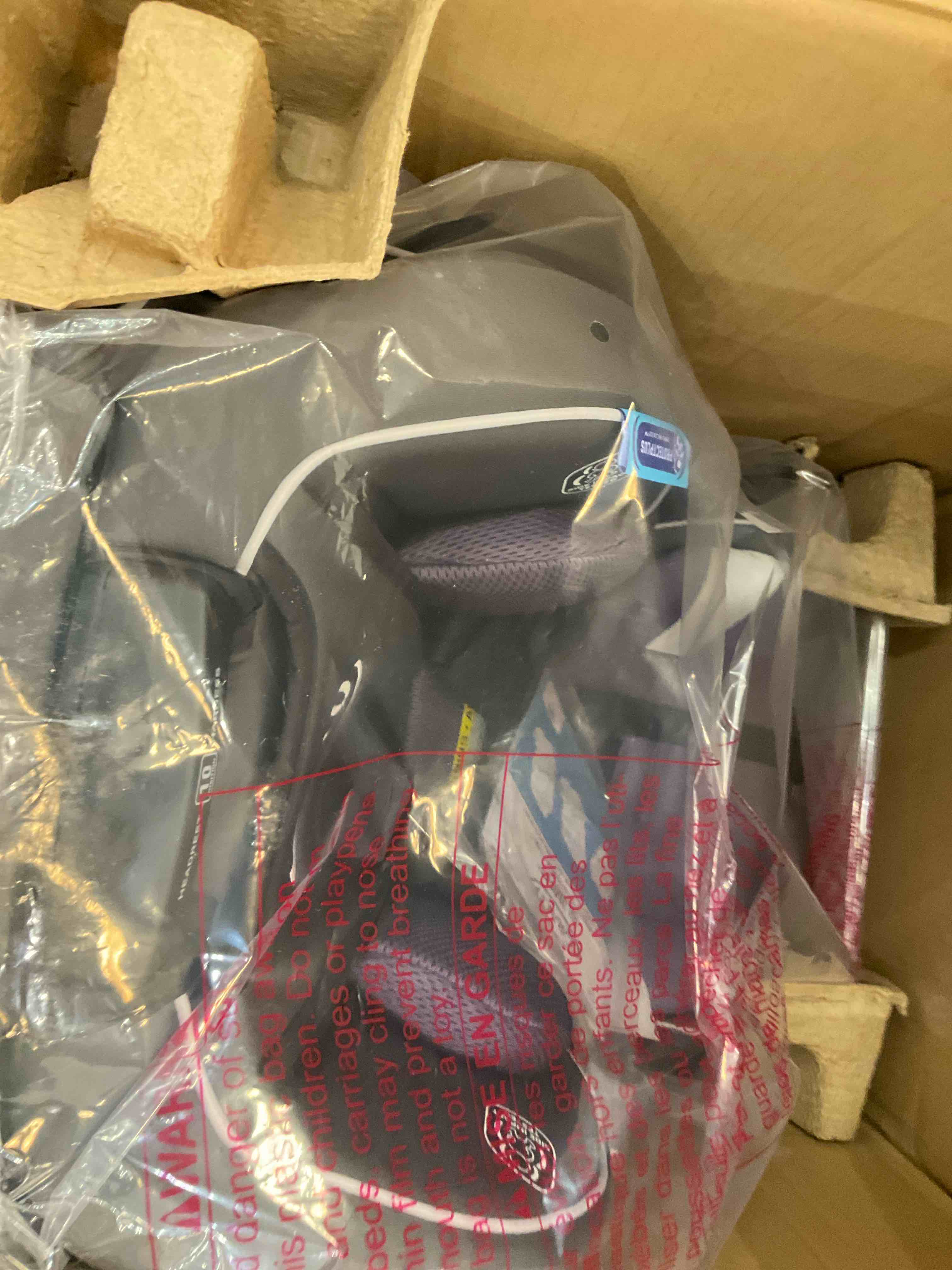 https://s3.amazonaws.com/lotting-images-prod/BargainHunt/EXS01672695_1715884220084.jpeg