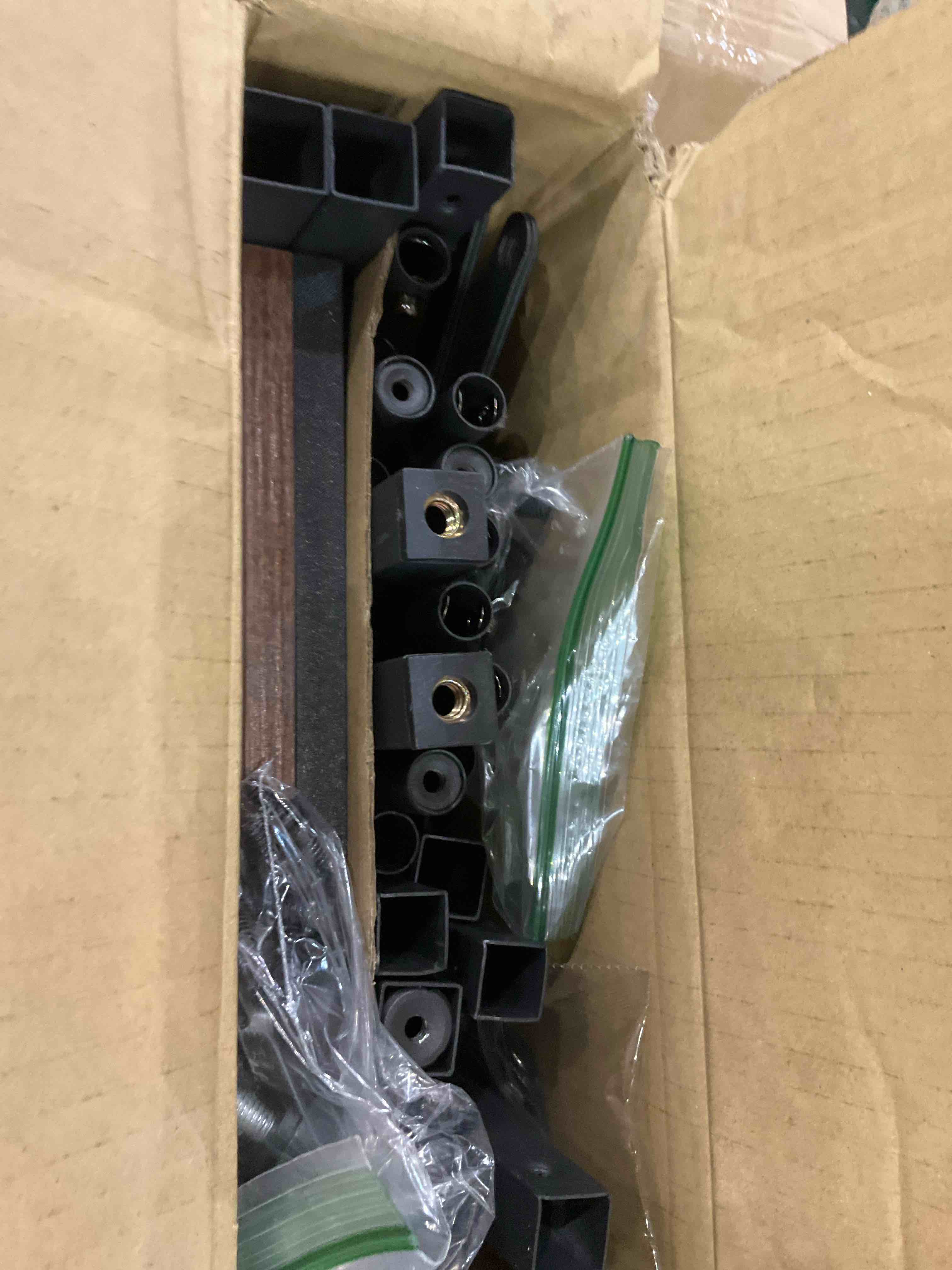 Tajsoon Console Table CSTOODB