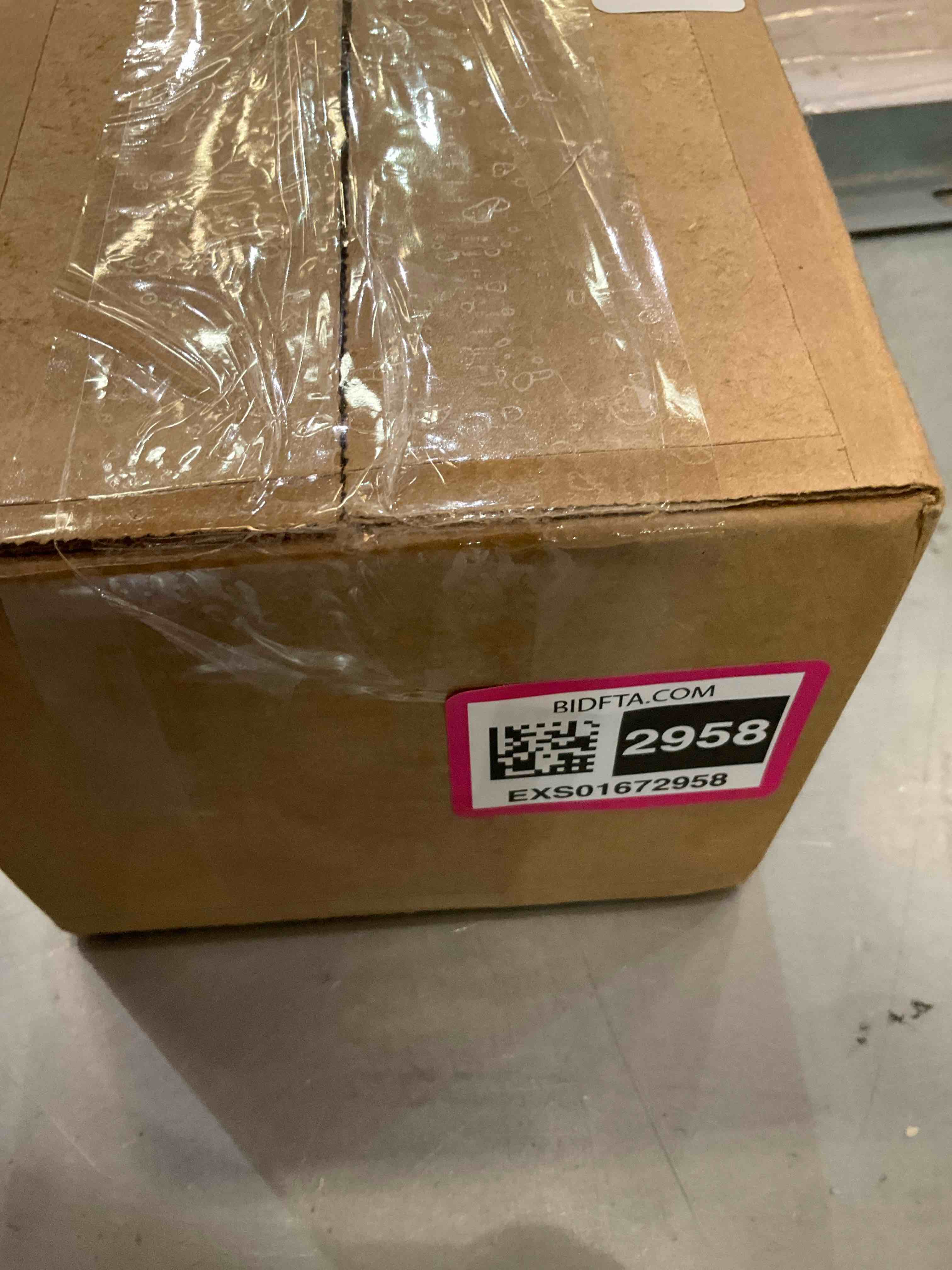 https://s3.amazonaws.com/lotting-images-prod/BargainHunt/EXS01672958_1716224623587.jpeg