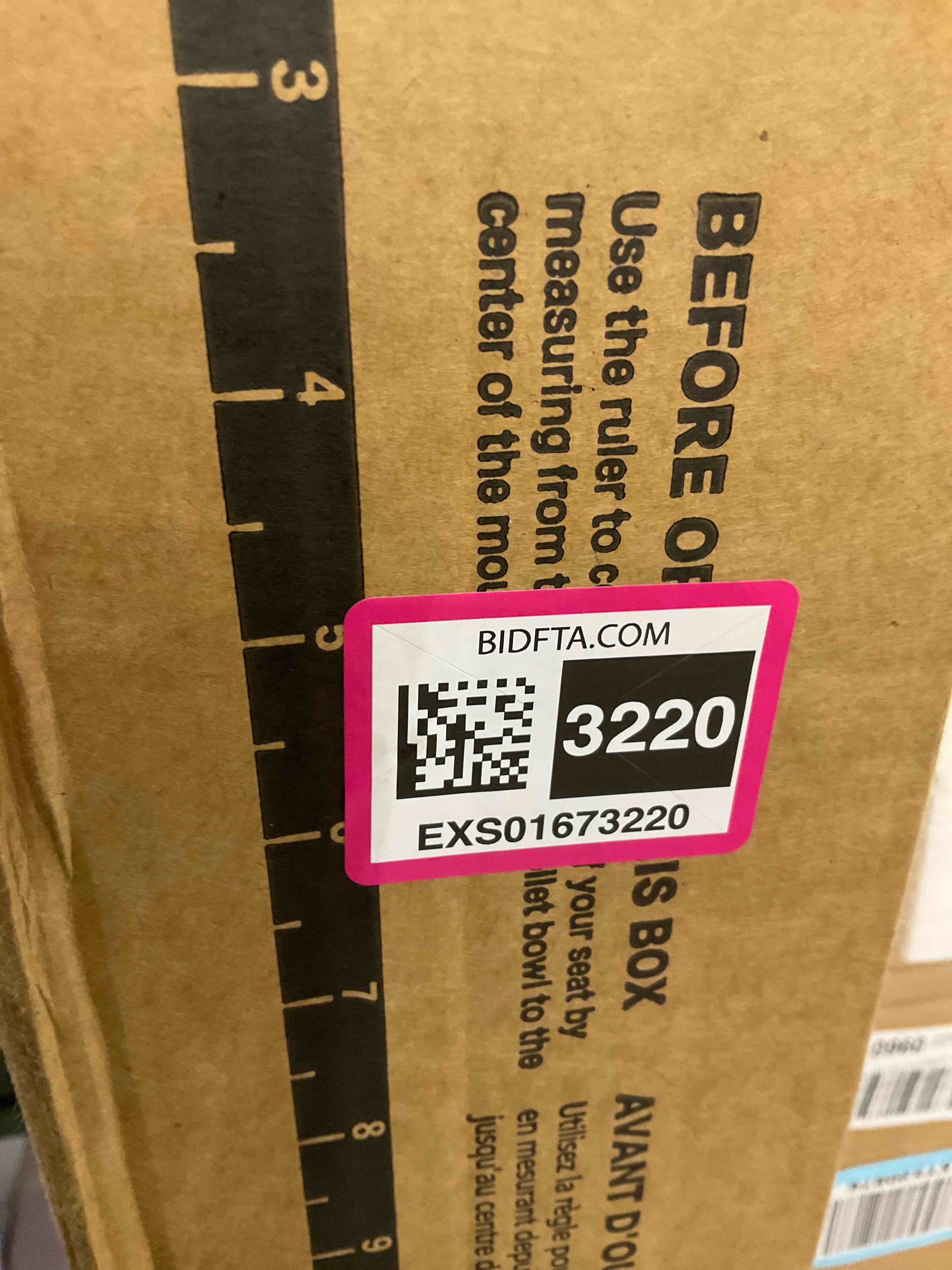 https://s3.amazonaws.com/lotting-images-prod/BargainHunt/EXS01673220_1713813002934.jpeg