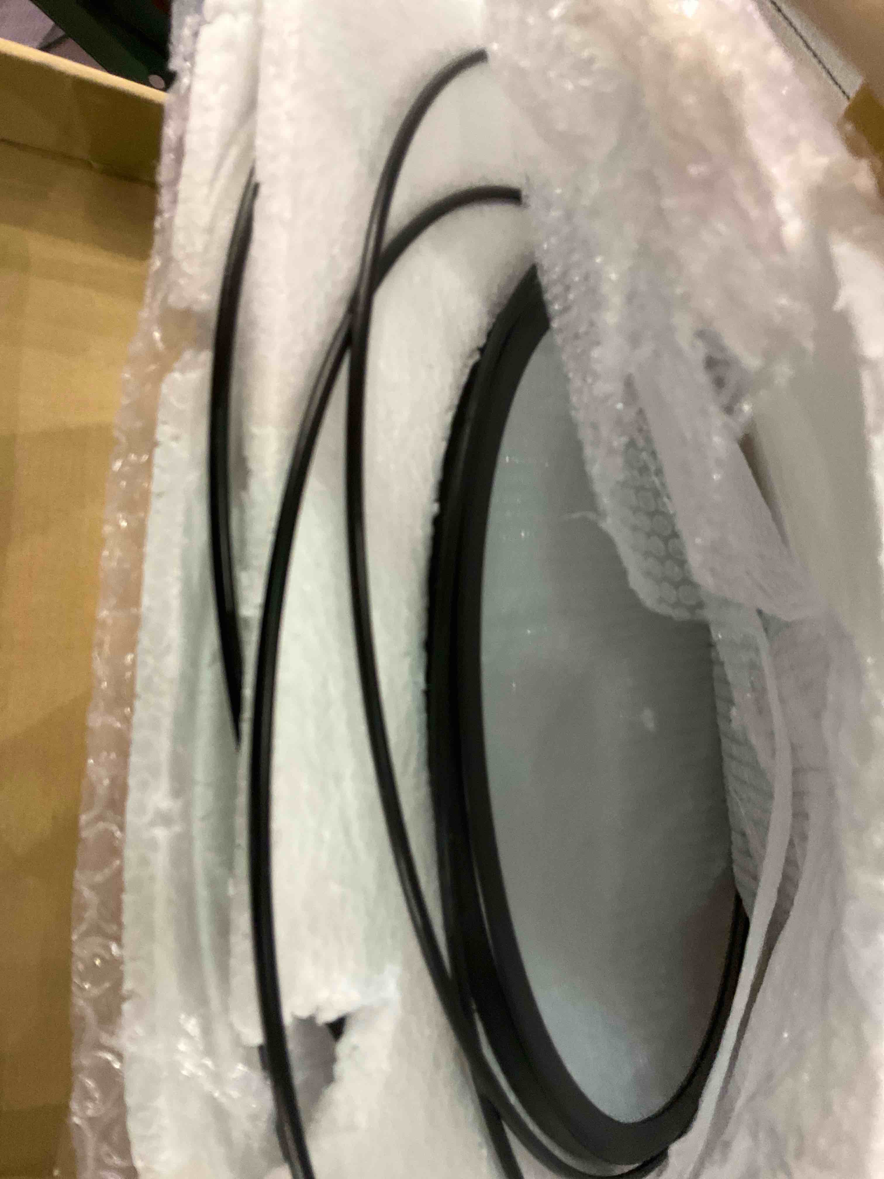 https://s3.amazonaws.com/lotting-images-prod/BargainHunt/EXS01673235_1713873263523.jpeg
