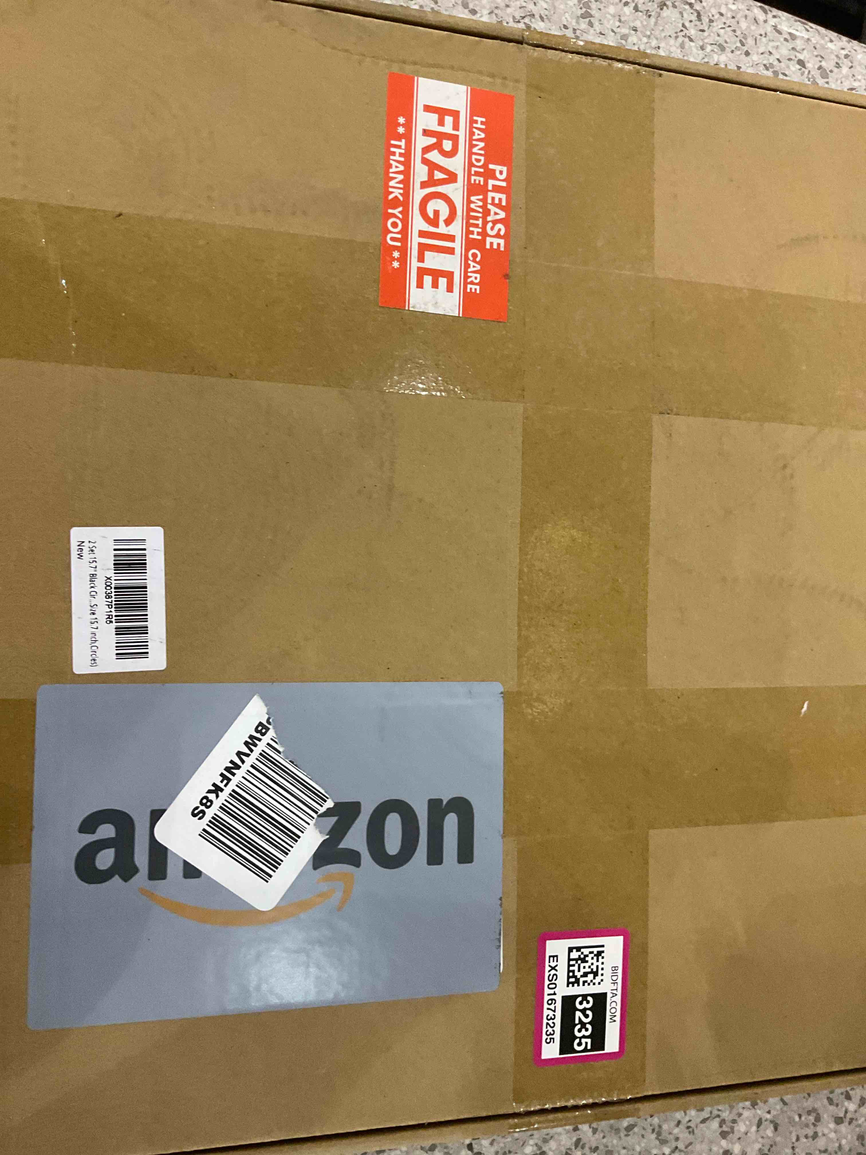 https://s3.amazonaws.com/lotting-images-prod/BargainHunt/EXS01673235_1713873314826.jpeg