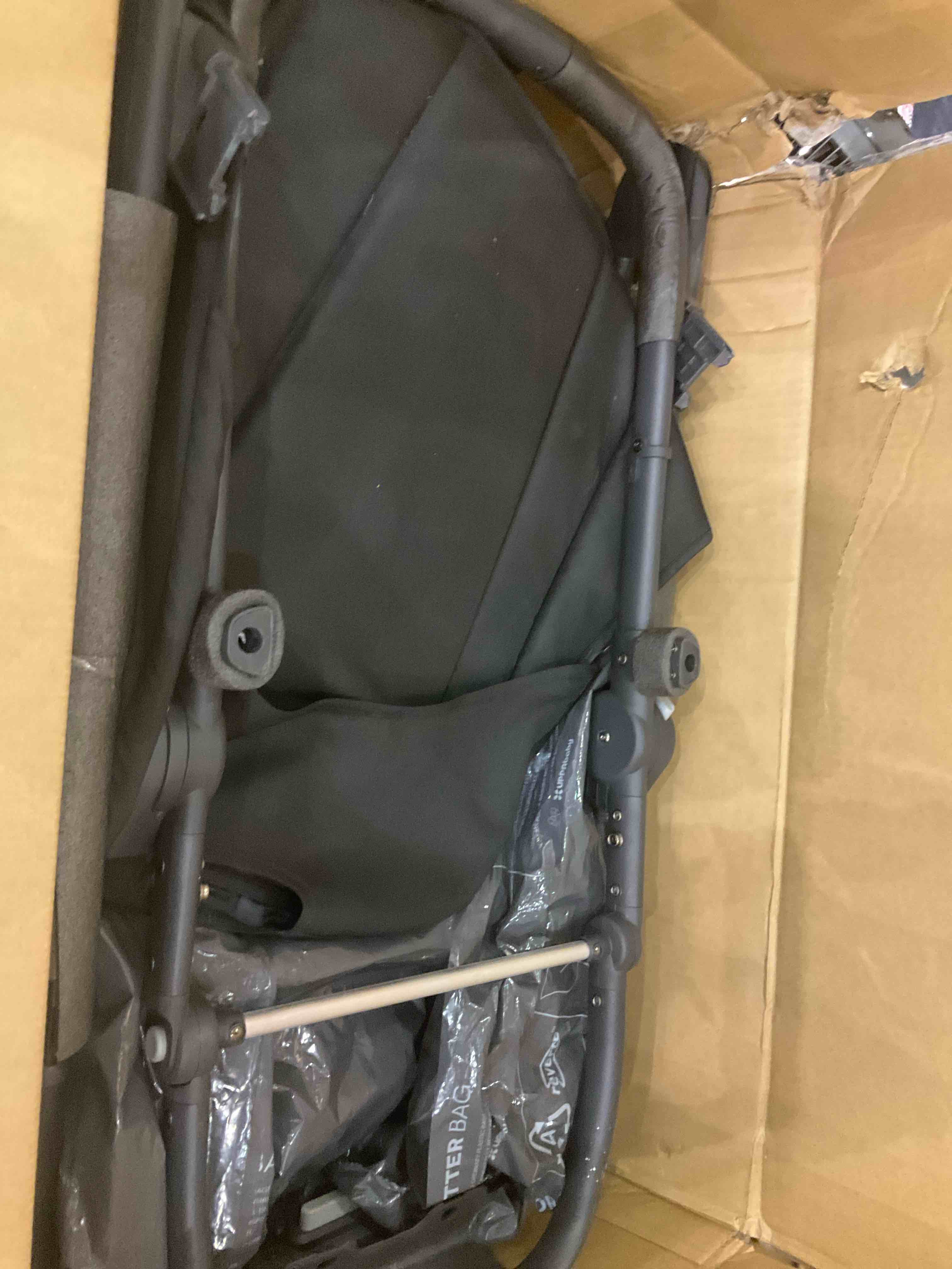https://s3.amazonaws.com/lotting-images-prod/BargainHunt/EXS01673399_1714048343054.jpeg