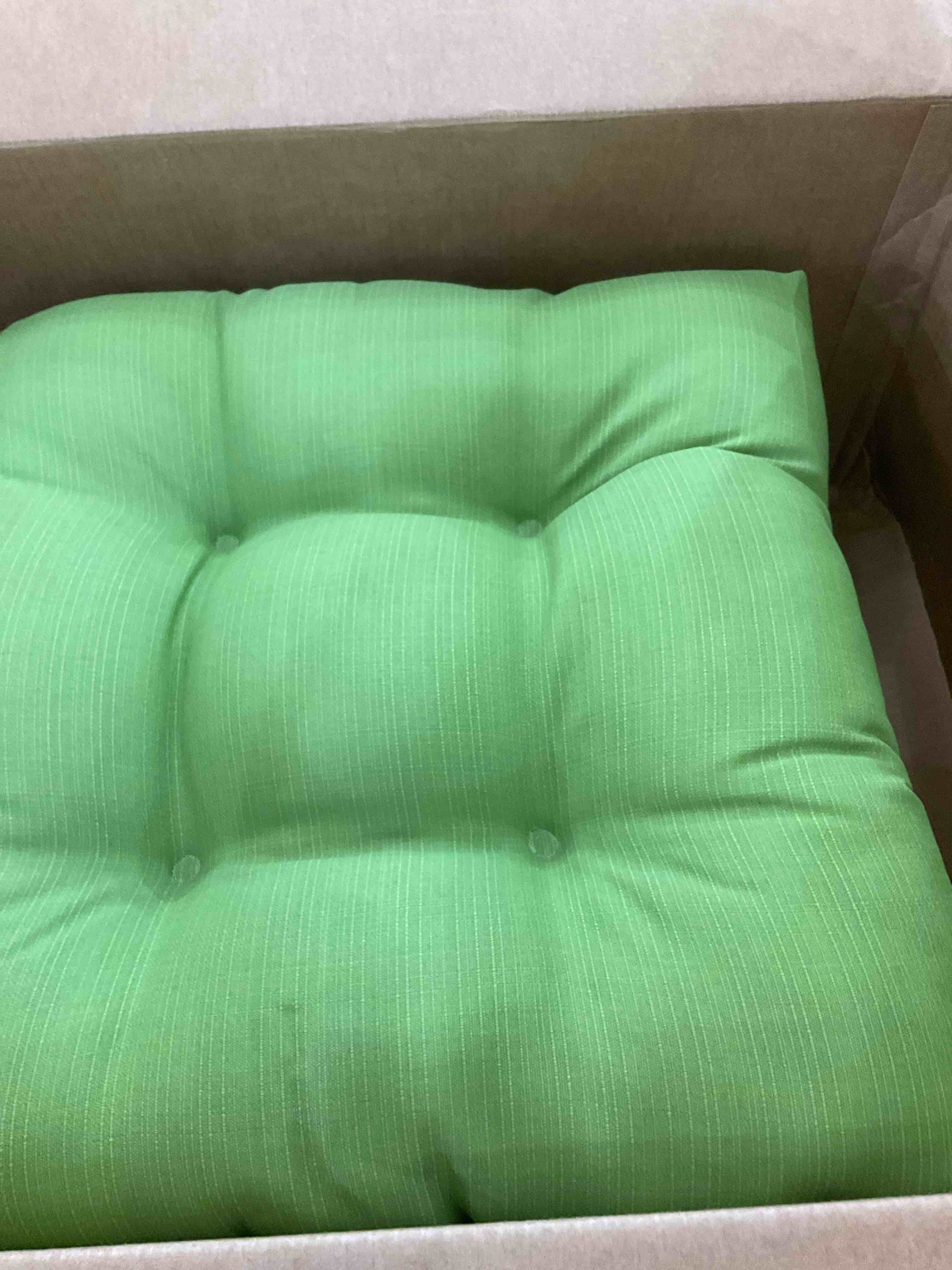 https://s3.amazonaws.com/lotting-images-prod/BargainHunt/EXS01673745_1713807253824.jpeg