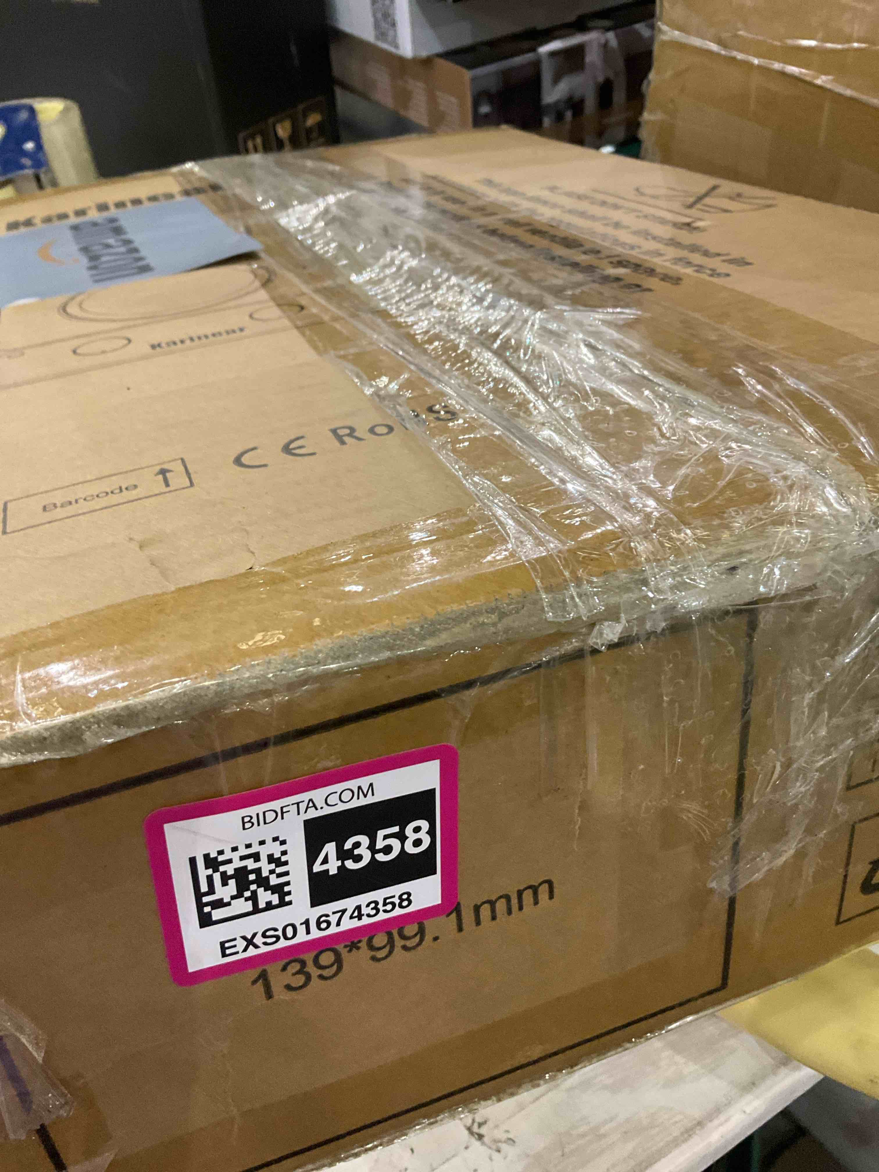 https://s3.amazonaws.com/lotting-images-prod/BargainHunt/EXS01674358_1715794595362.jpeg