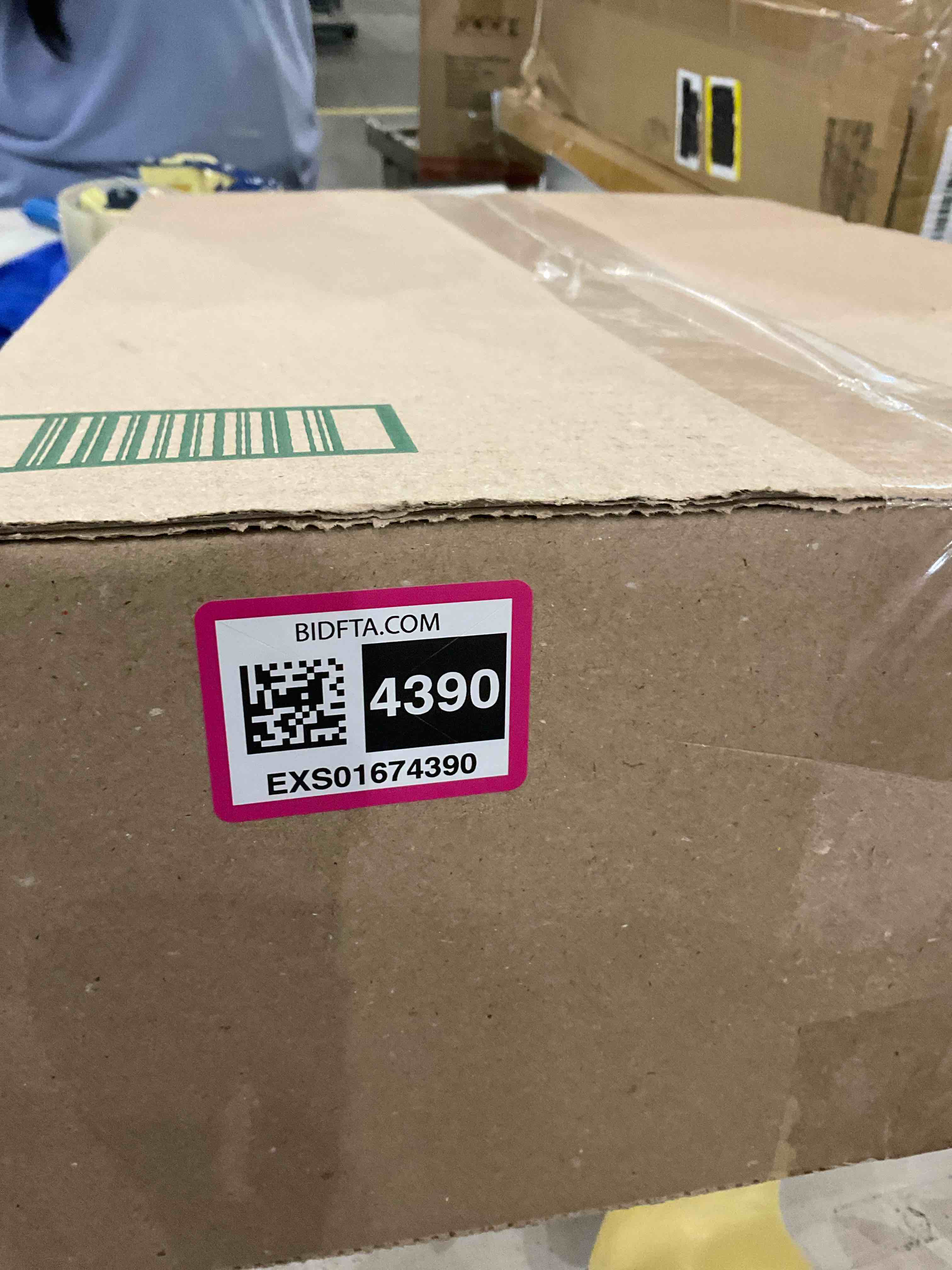 https://s3.amazonaws.com/lotting-images-prod/BargainHunt/EXS01674390_1715800114799.jpeg
