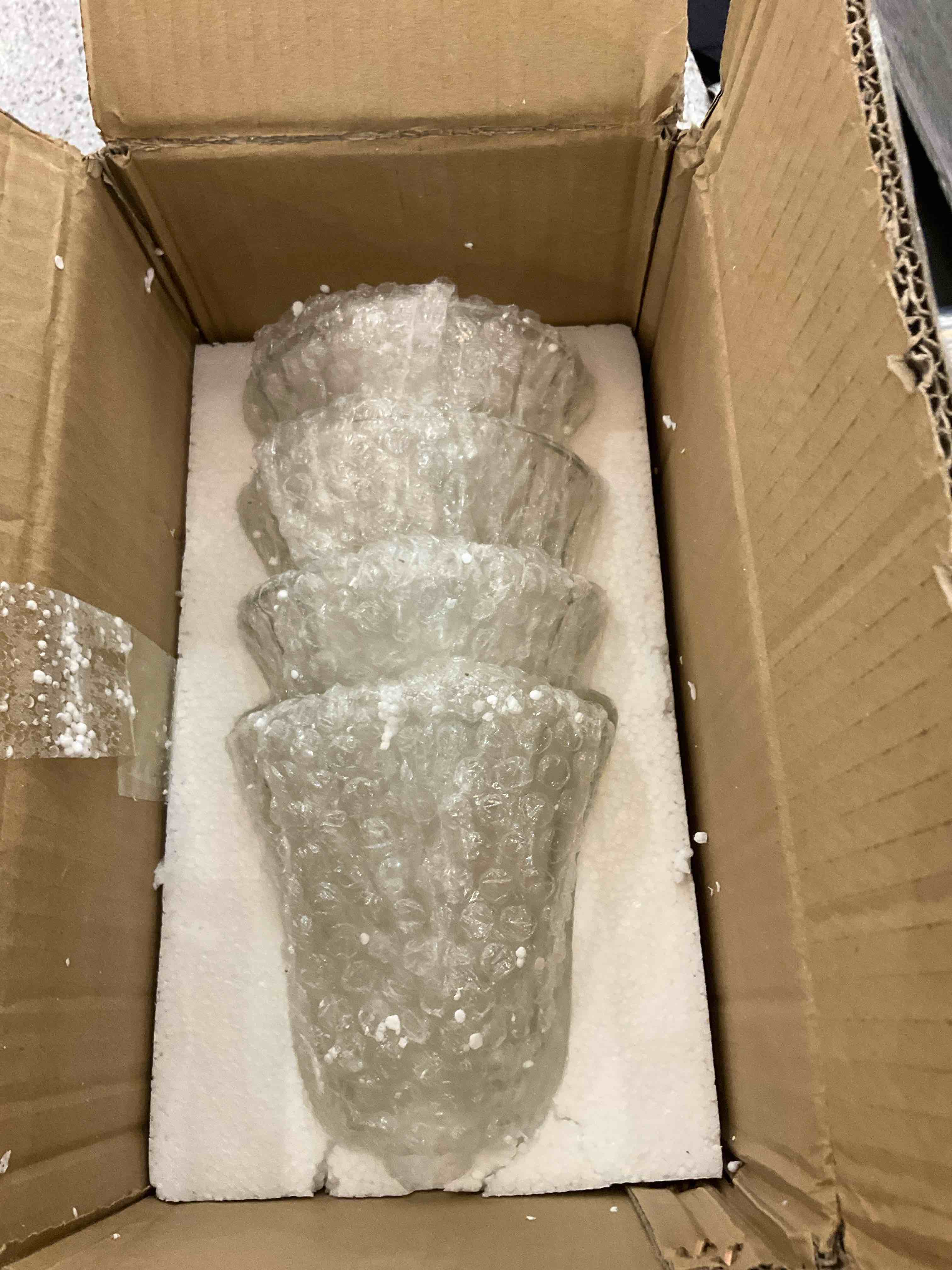 https://s3.amazonaws.com/lotting-images-prod/BargainHunt/EXS01674580_1714067054439.jpeg
