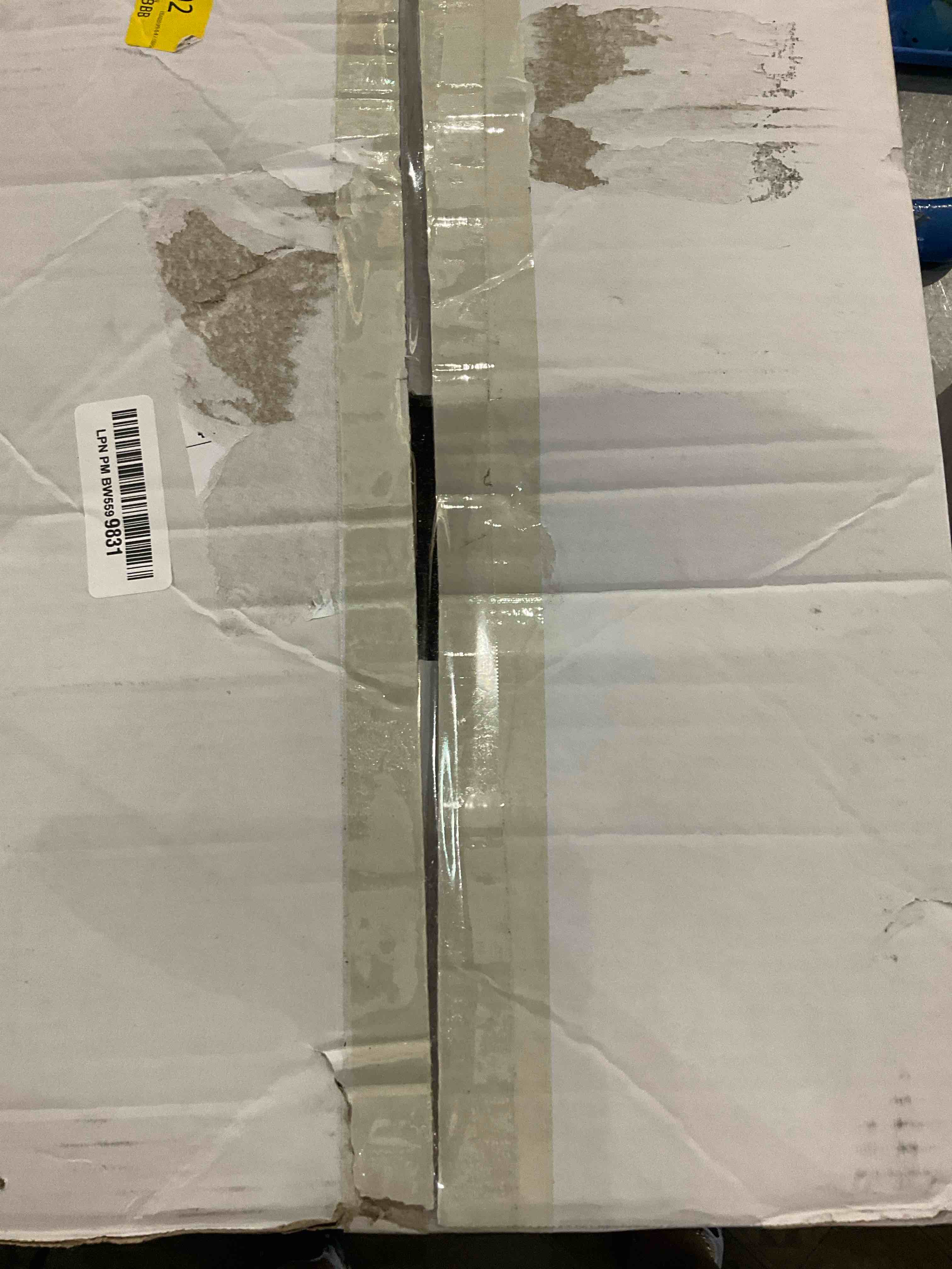 https://s3.amazonaws.com/lotting-images-prod/BargainHunt/EXS01674859_1714479302091.jpeg