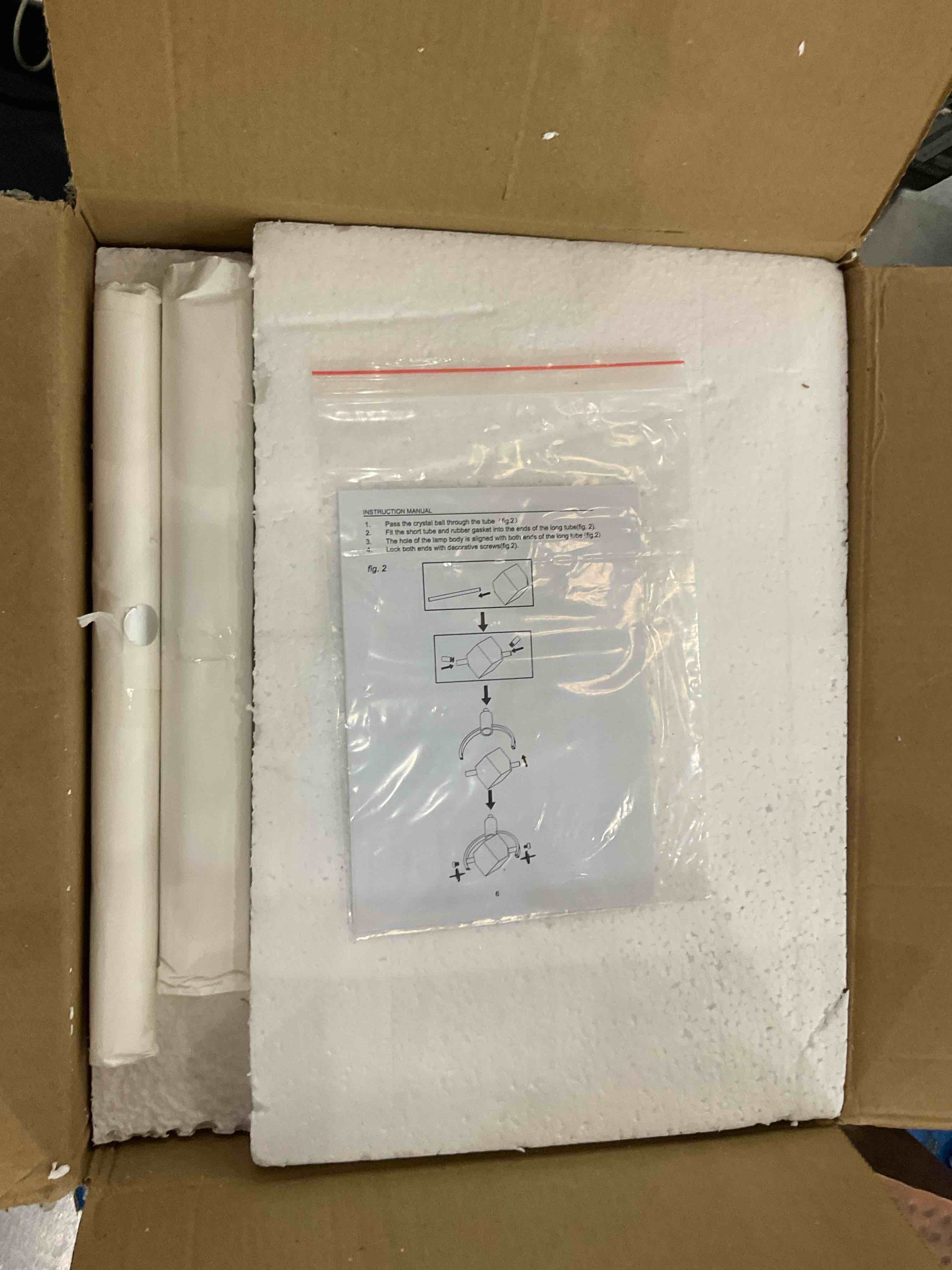 https://s3.amazonaws.com/lotting-images-prod/BargainHunt/EXS01674879_1714483925693.jpeg