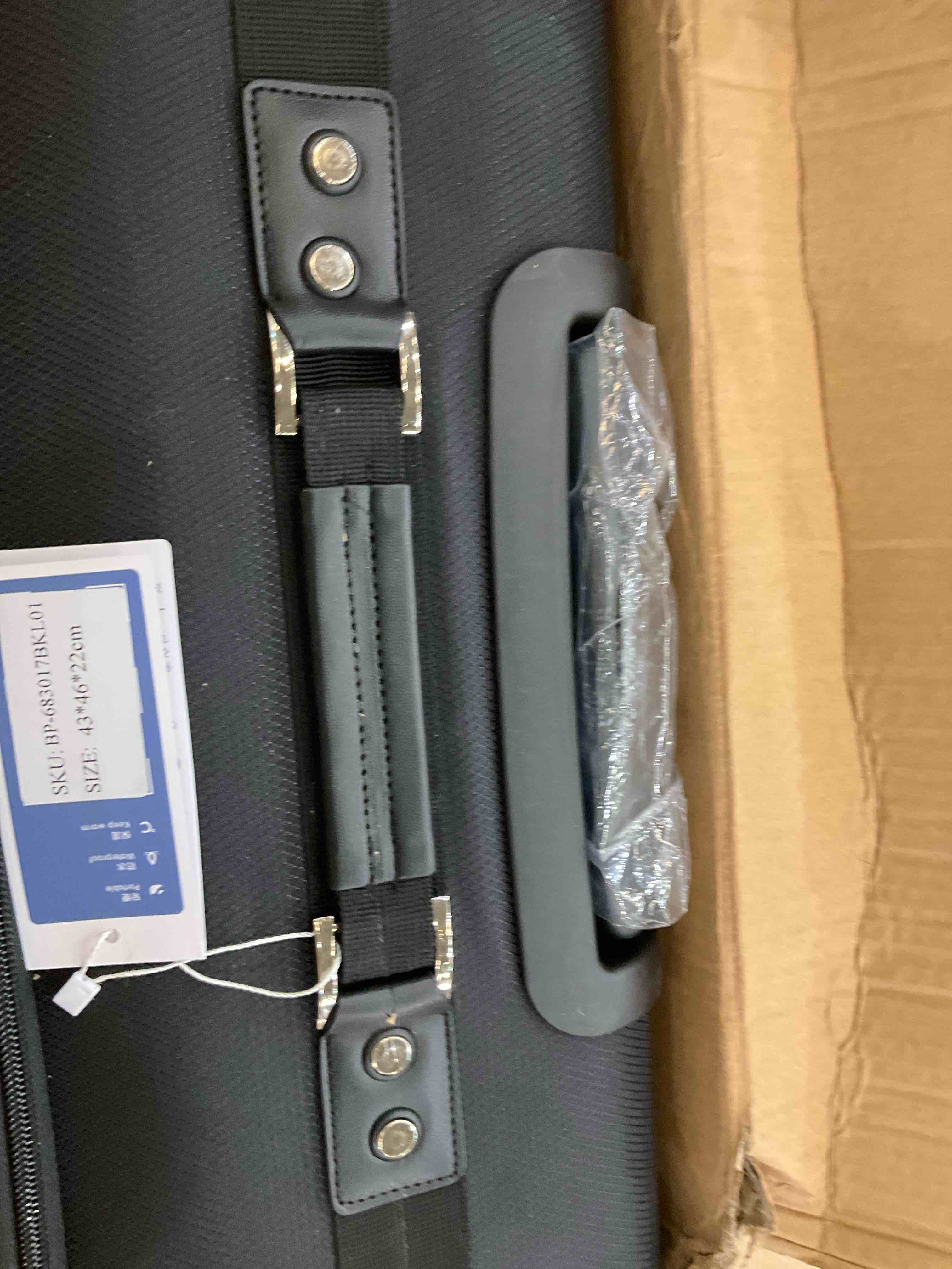 https://s3.amazonaws.com/lotting-images-prod/BargainHunt/EXS01674900_1714487351731.jpeg