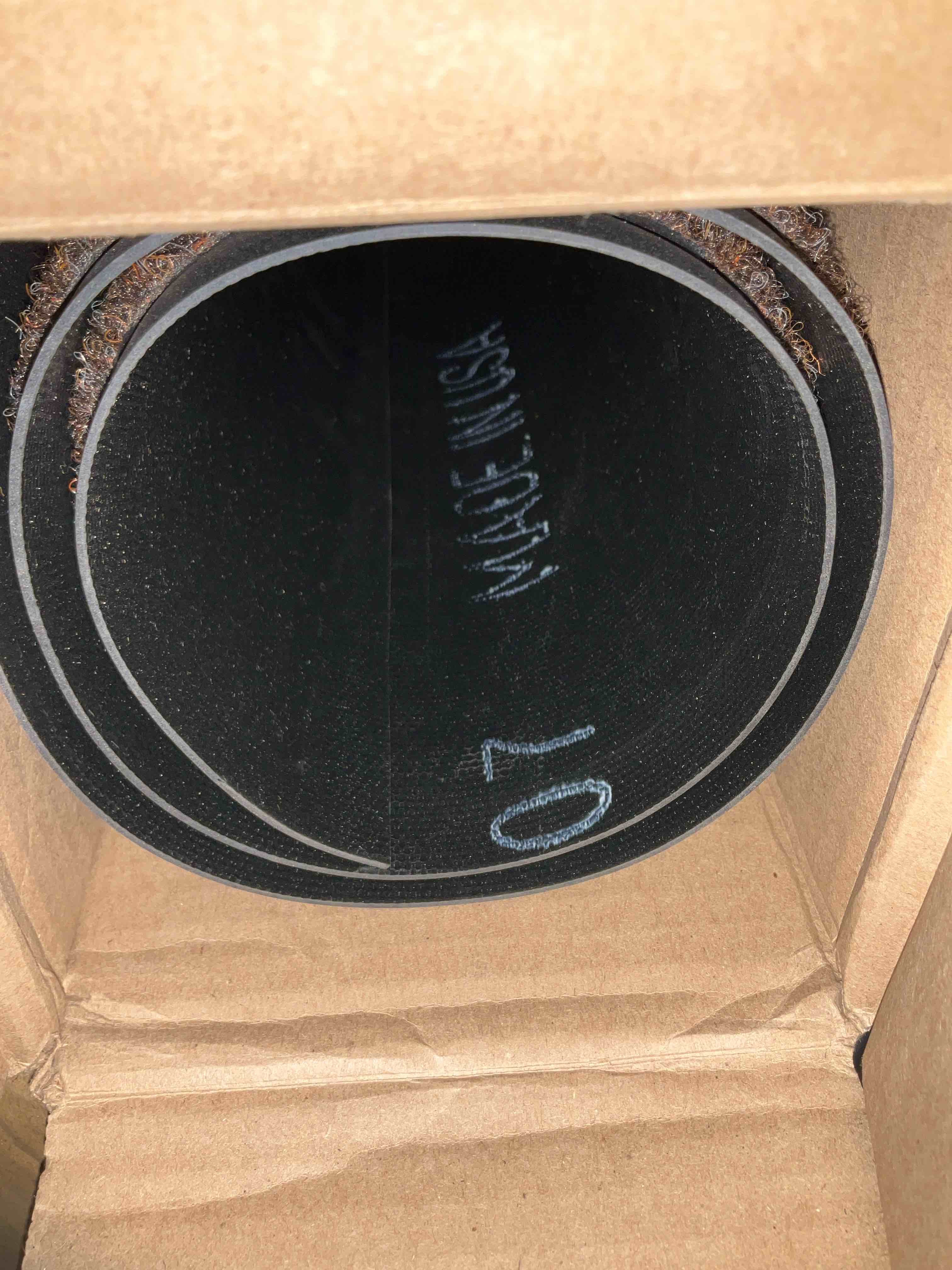https://s3.amazonaws.com/lotting-images-prod/BargainHunt/EXS01674925_1714490823105.jpeg