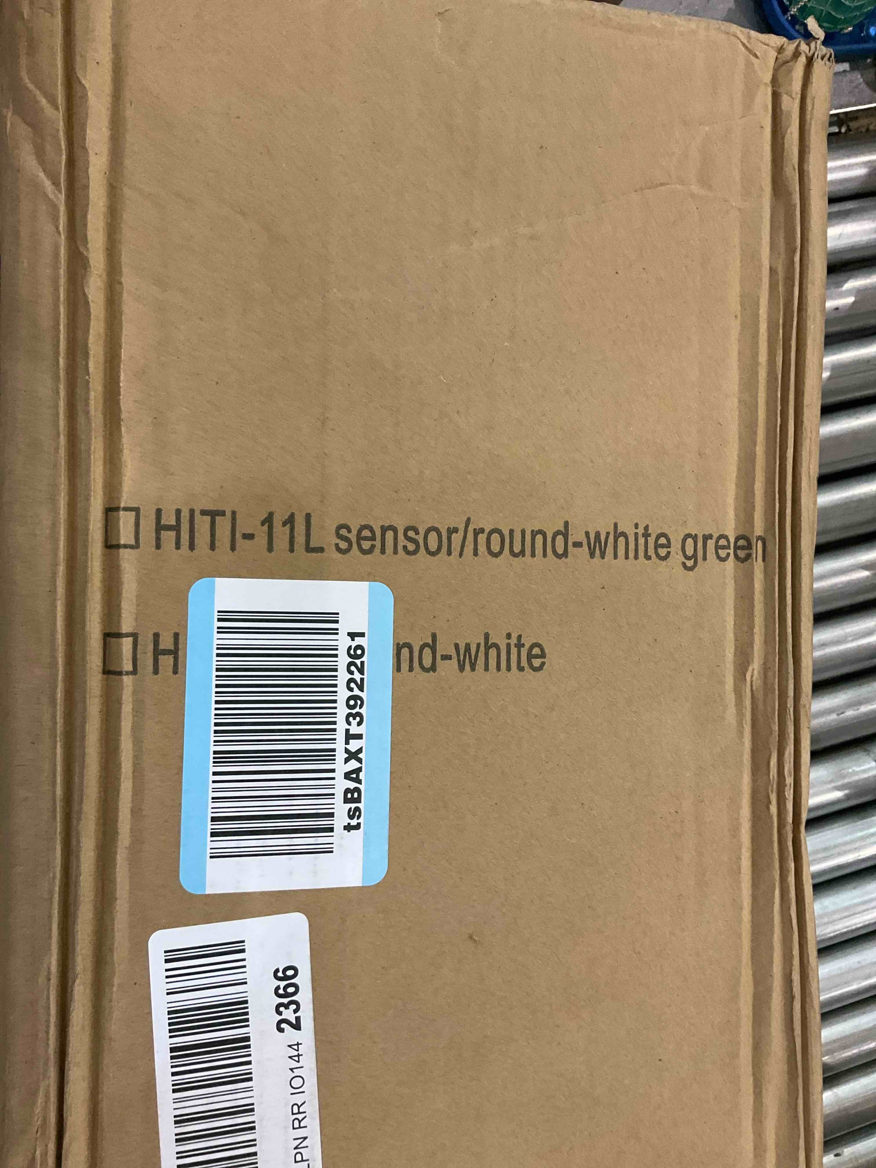 https://s3.amazonaws.com/lotting-images-prod/BargainHunt/EXS01674929_1714491362261.jpeg