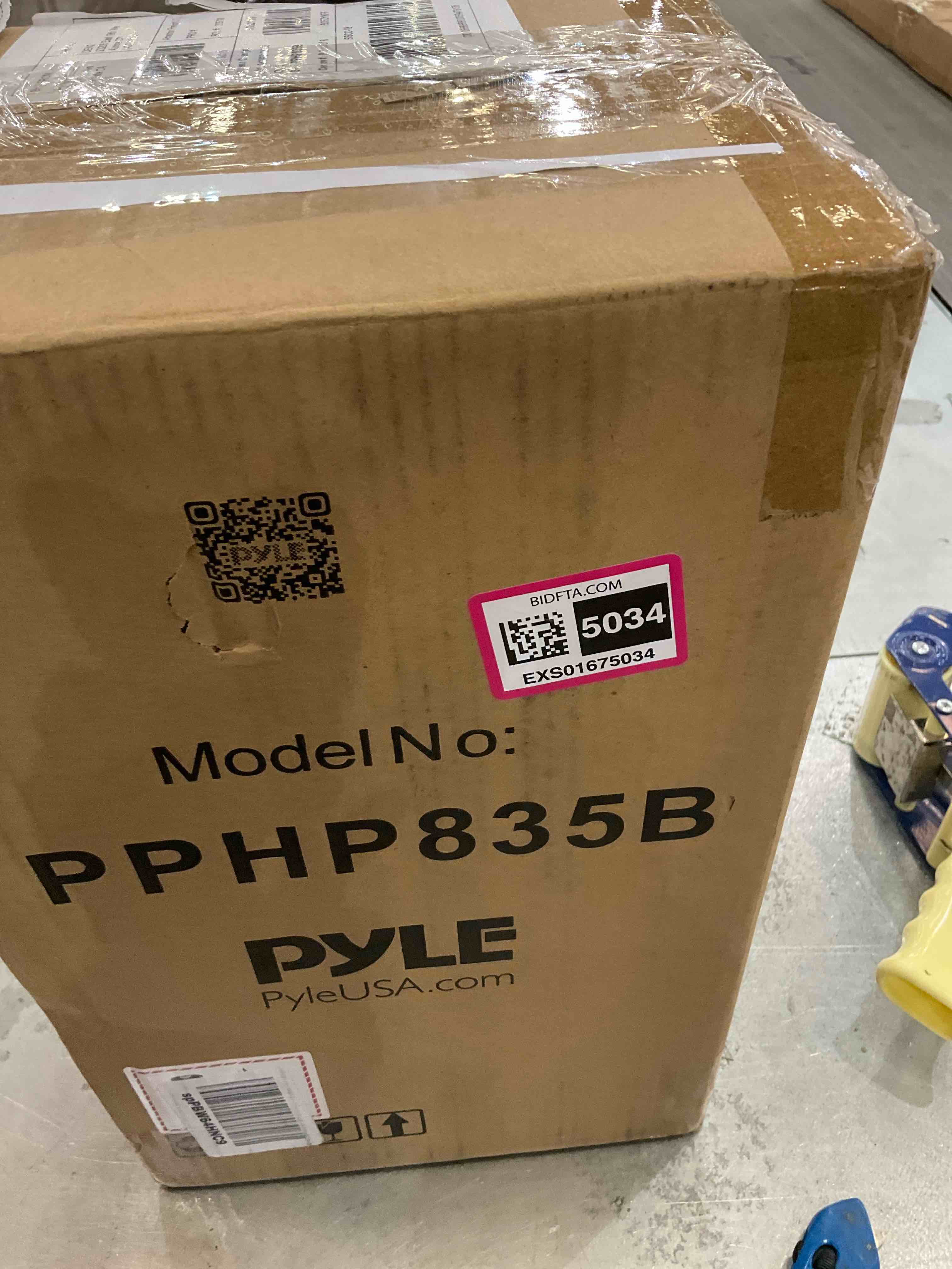 https://s3.amazonaws.com/lotting-images-prod/BargainHunt/EXS01675034_1713804014470.jpeg