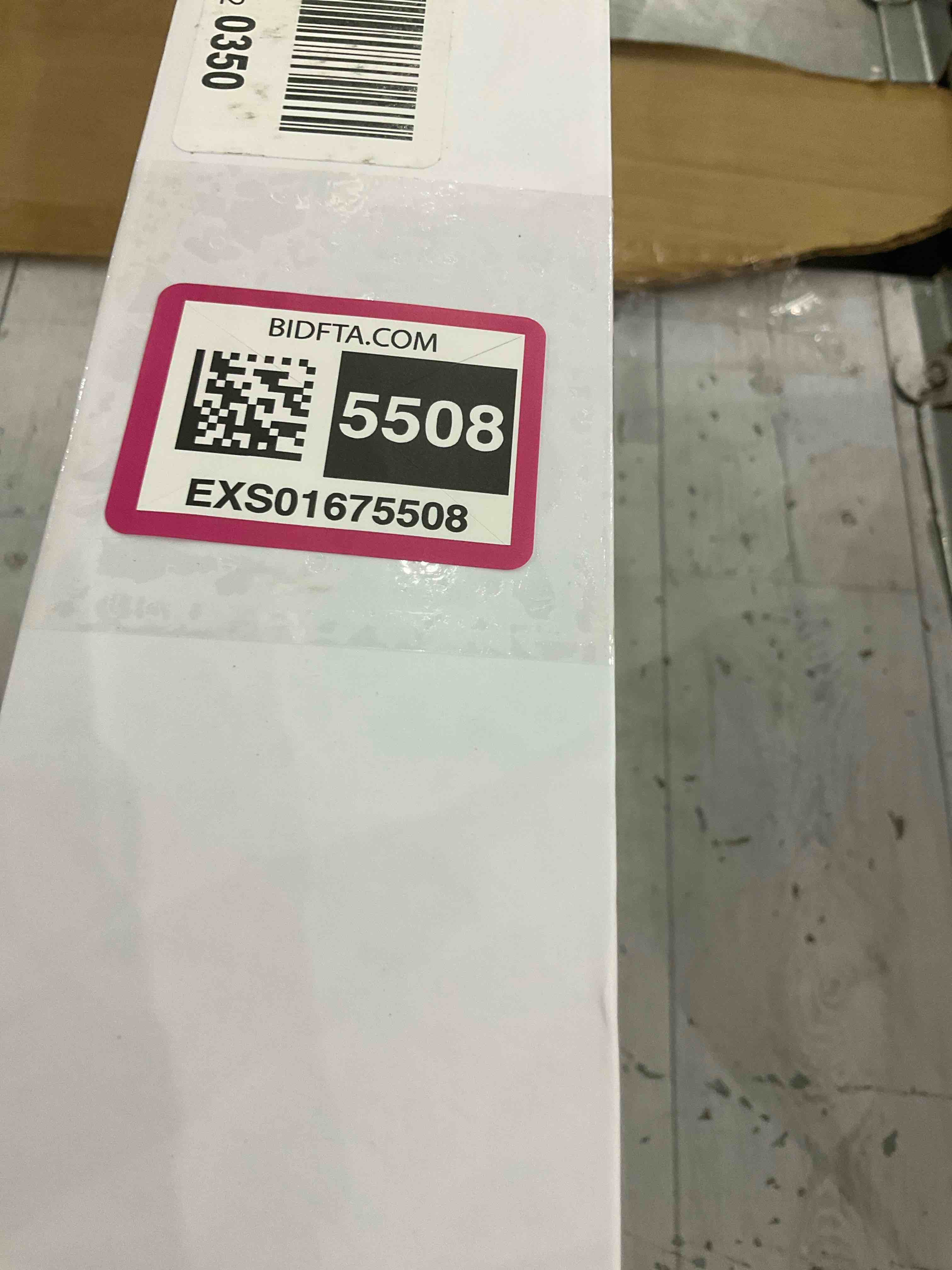 https://s3.amazonaws.com/lotting-images-prod/BargainHunt/EXS01675508_1713538882168.jpeg