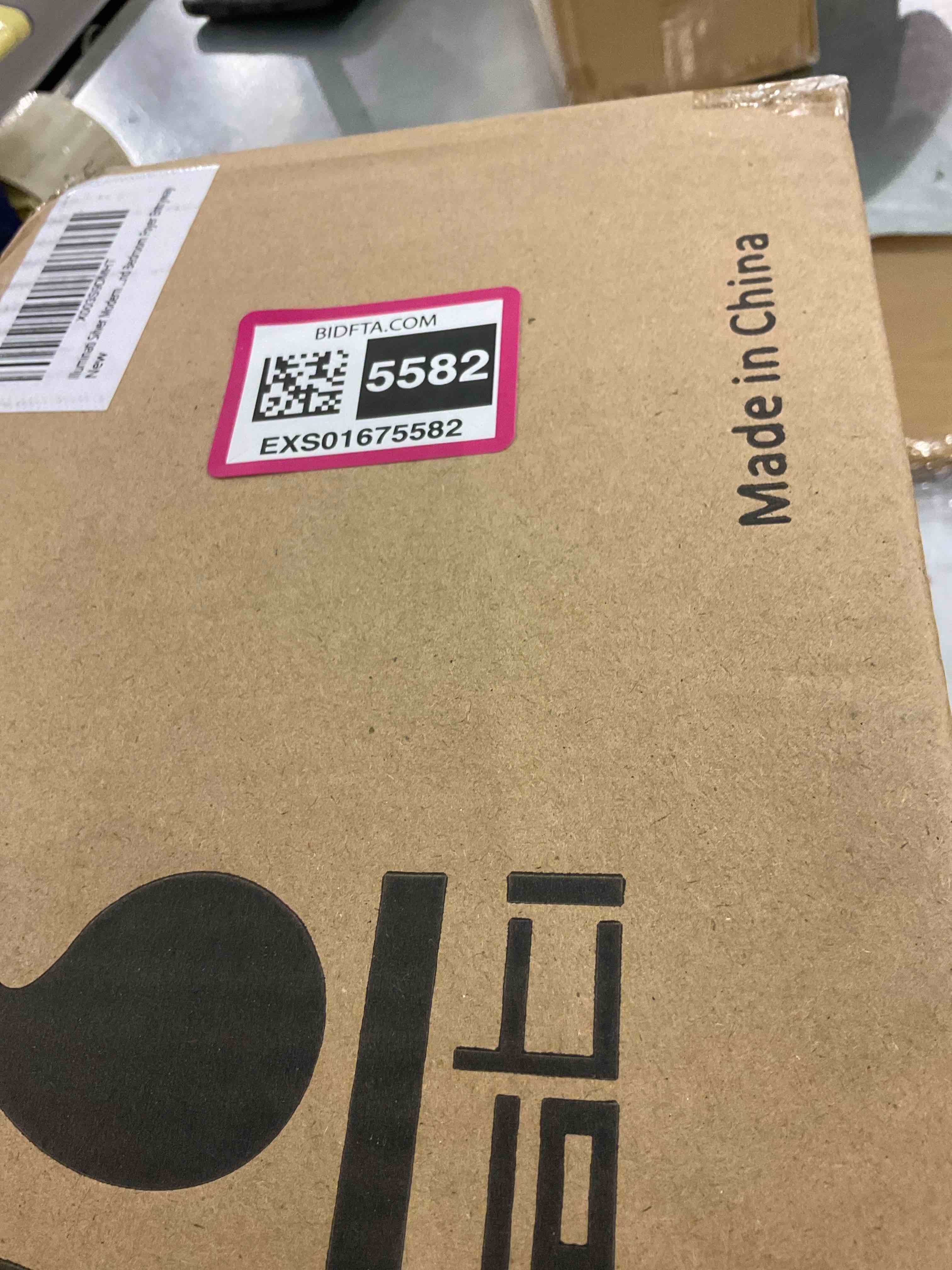 https://s3.amazonaws.com/lotting-images-prod/BargainHunt/EXS01675582_1713552884298.jpeg