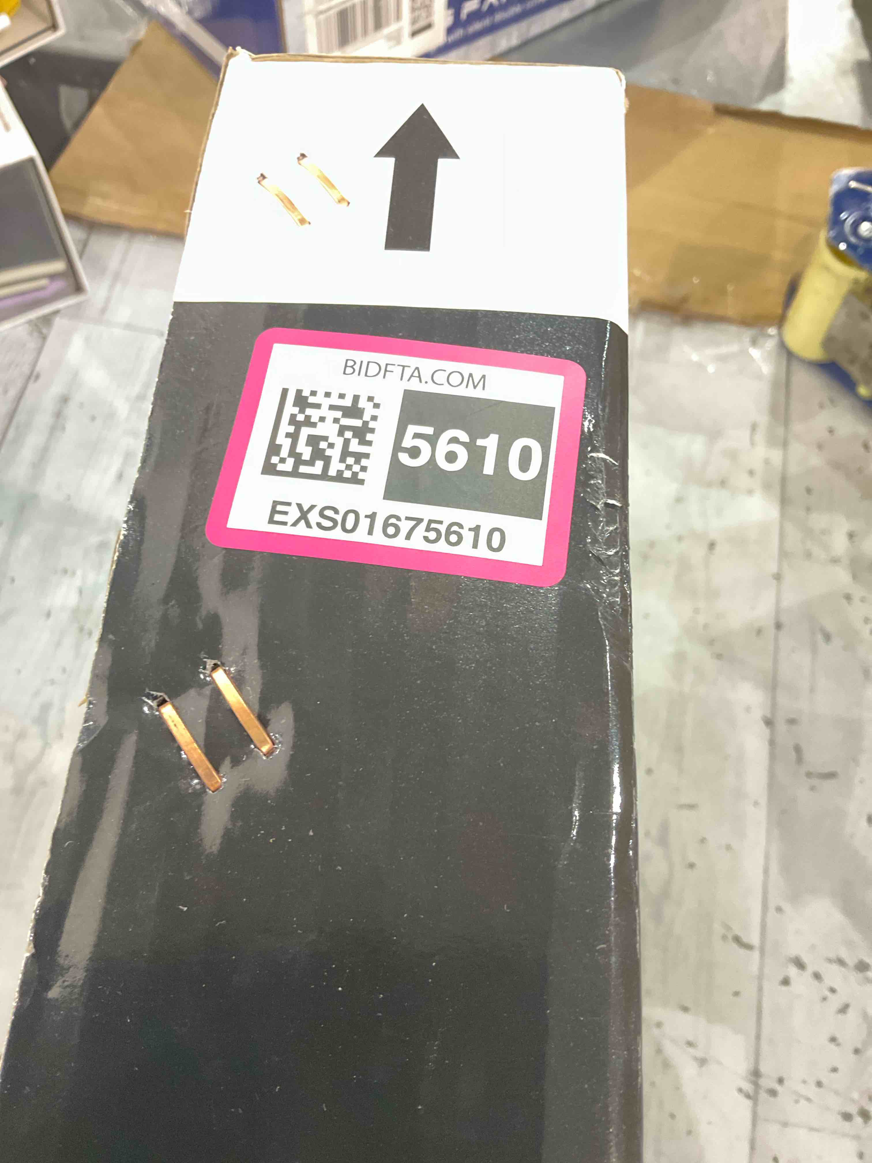 https://s3.amazonaws.com/lotting-images-prod/BargainHunt/EXS01675610_1713786248149.jpeg