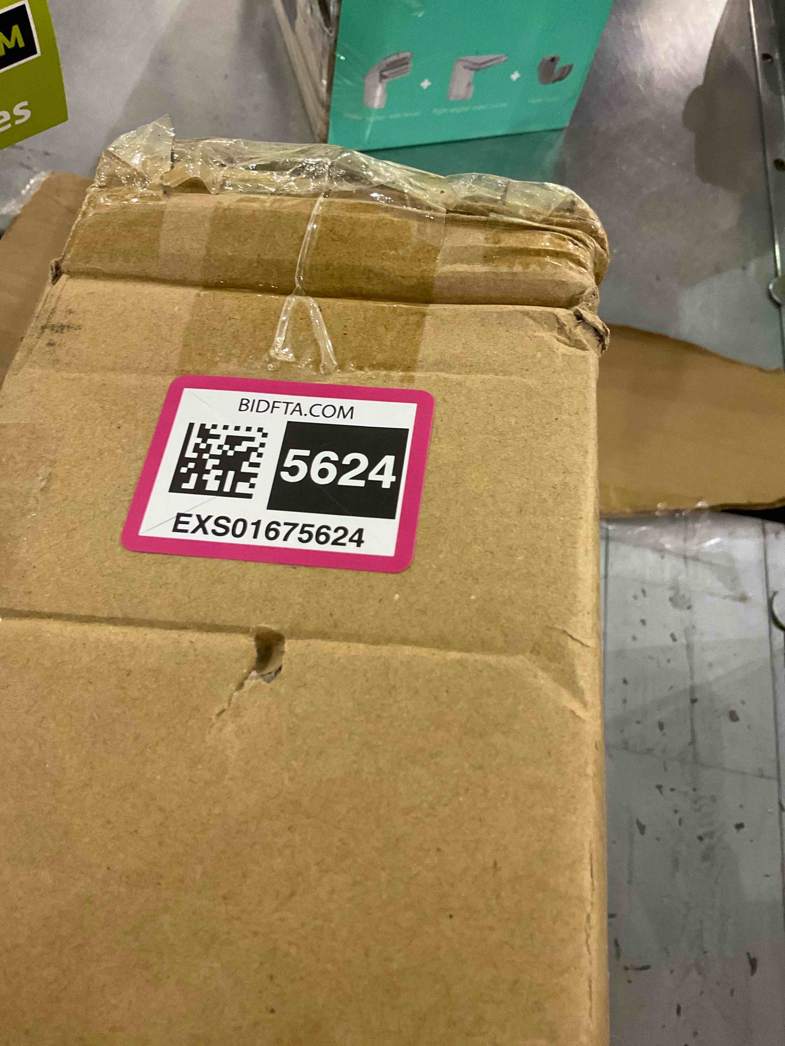 https://s3.amazonaws.com/lotting-images-prod/BargainHunt/EXS01675624_1713787990860.jpeg