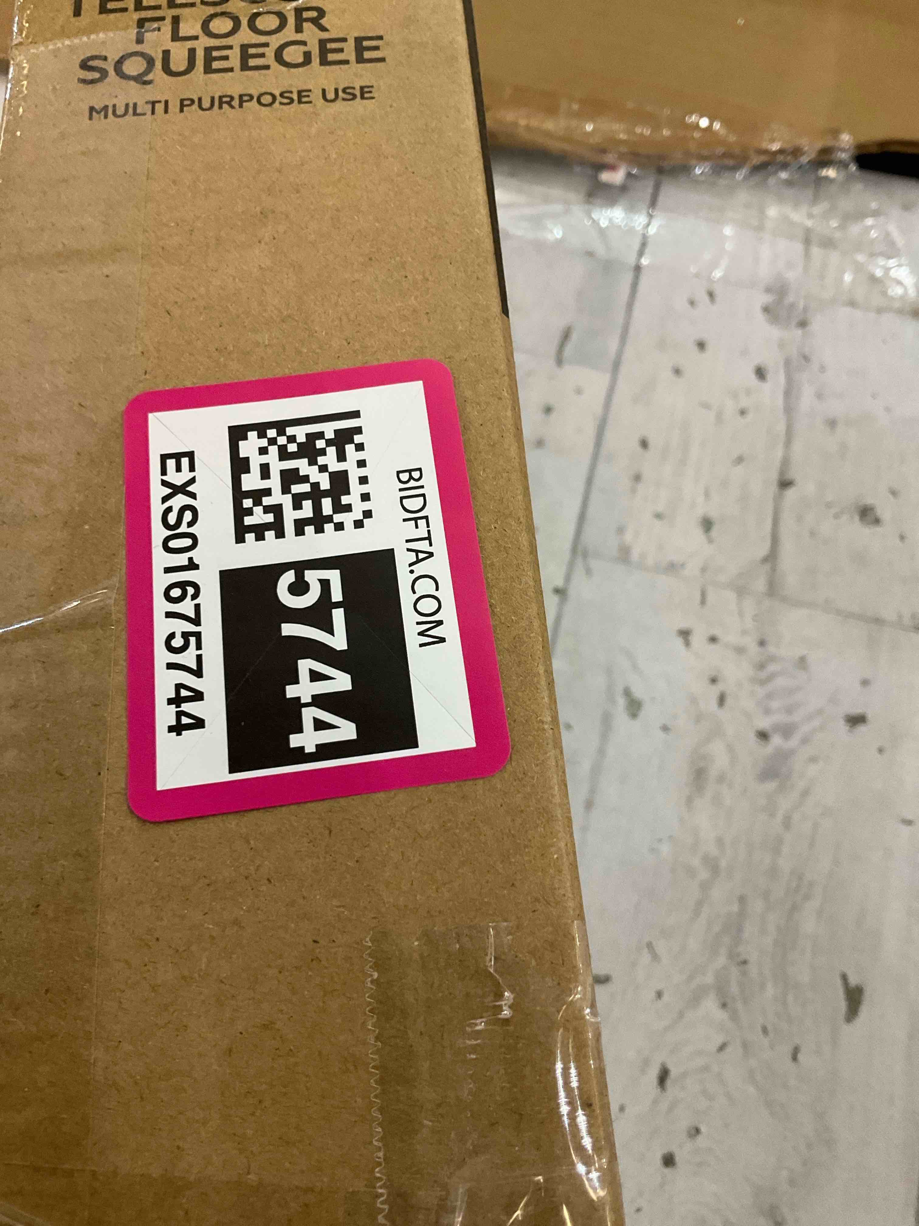 https://s3.amazonaws.com/lotting-images-prod/BargainHunt/EXS01675744_1713807563984.jpeg