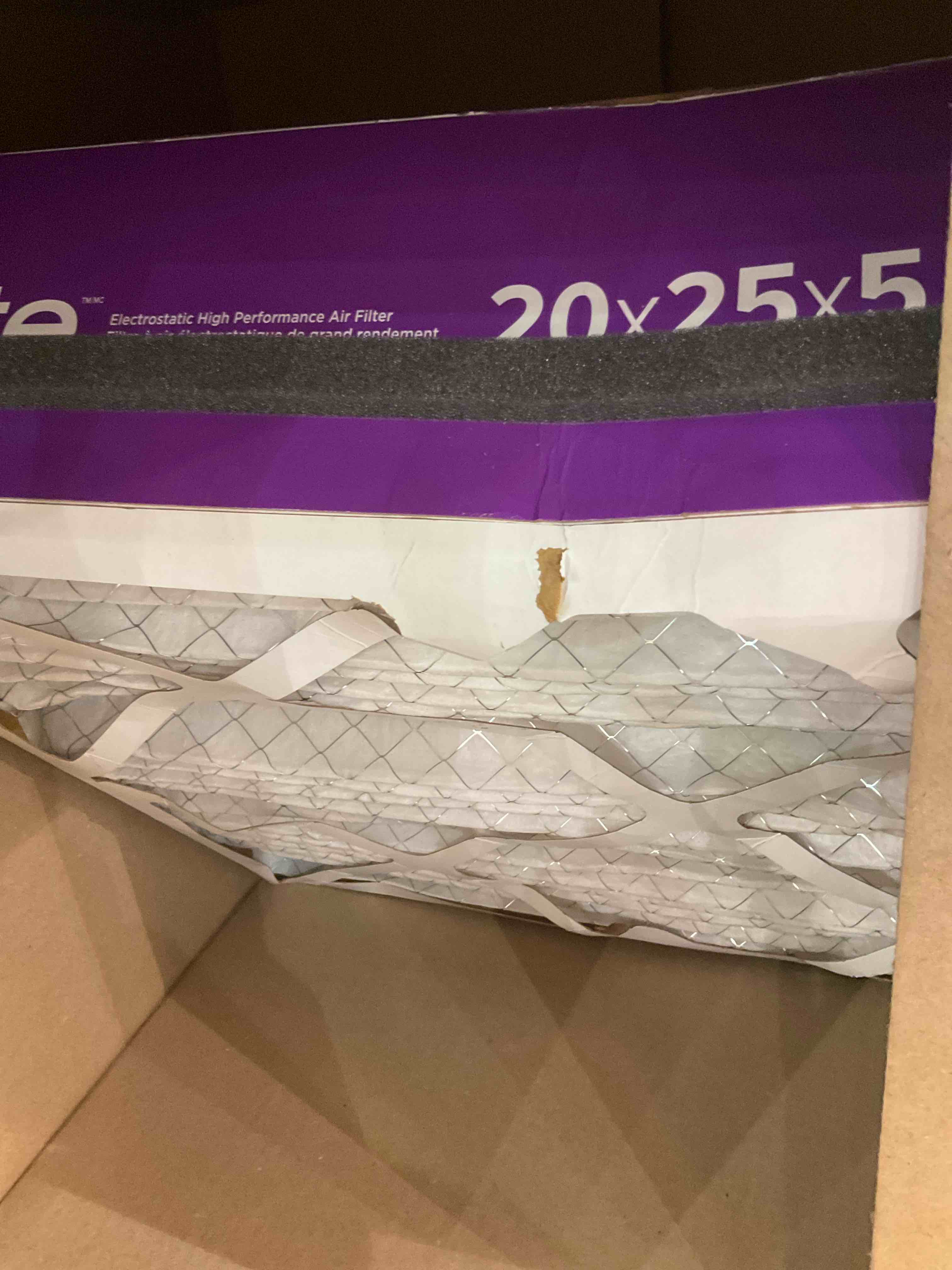 https://s3.amazonaws.com/lotting-images-prod/BargainHunt/EXS01675761_1713812429287.jpeg