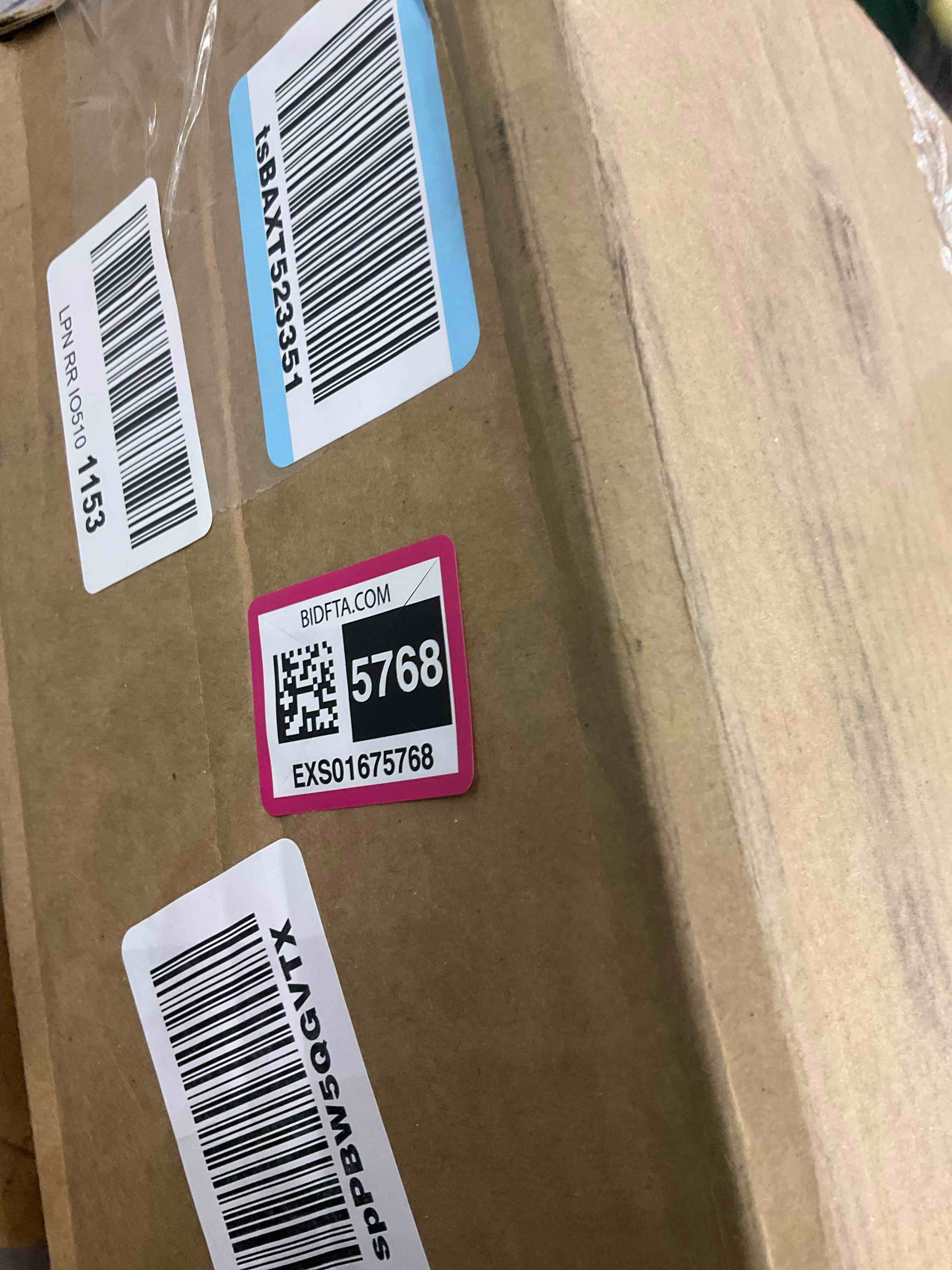 https://s3.amazonaws.com/lotting-images-prod/BargainHunt/EXS01675768_1713871411004.jpeg