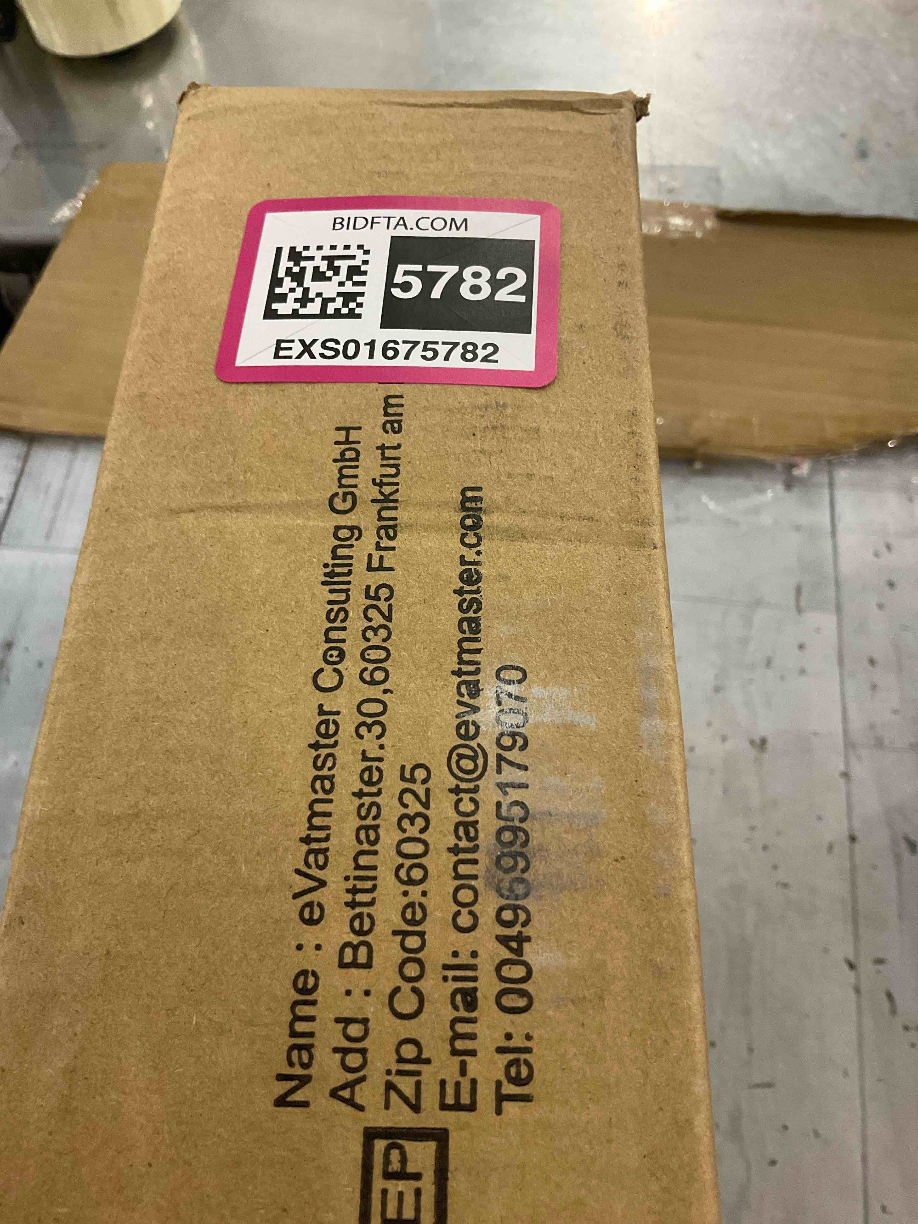 https://s3.amazonaws.com/lotting-images-prod/BargainHunt/EXS01675782_1713872962766.jpeg
