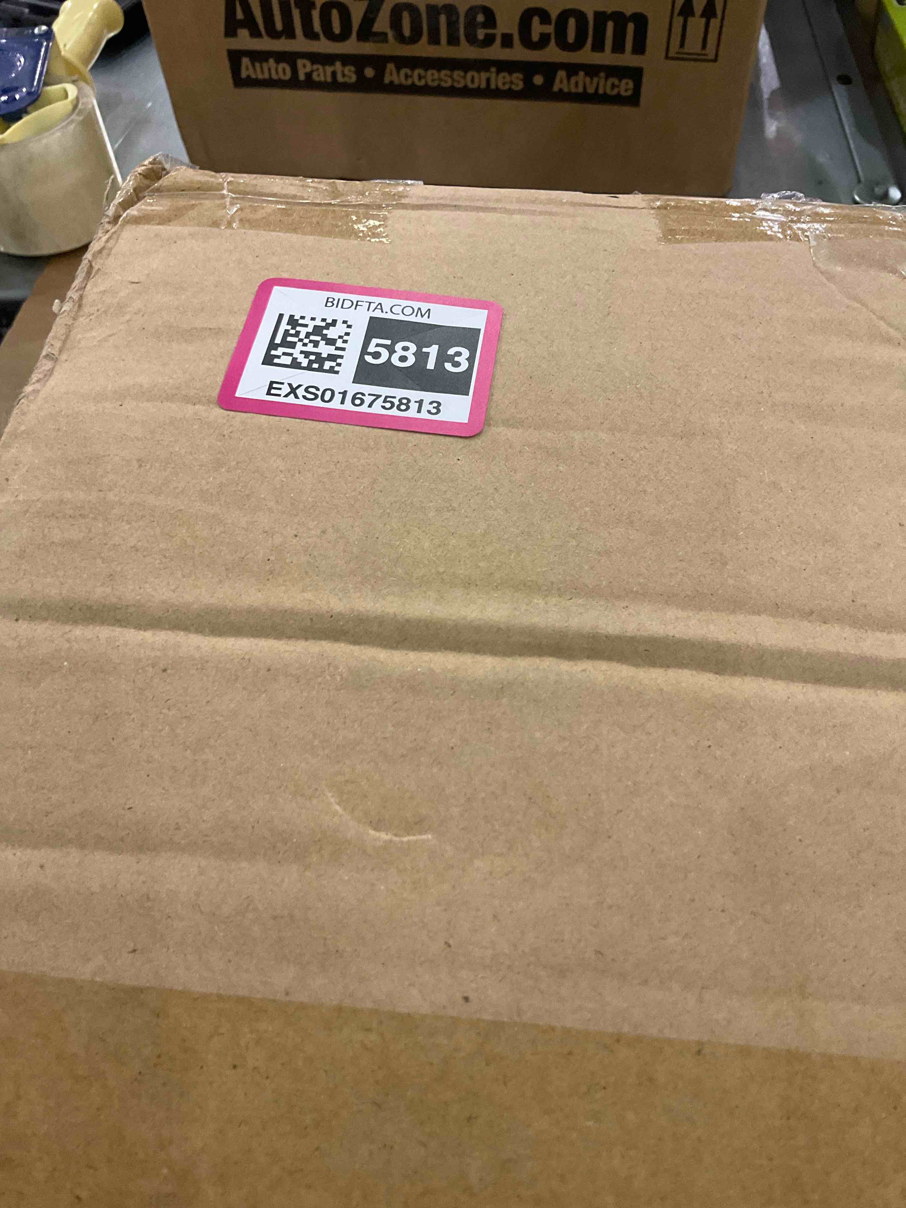 https://s3.amazonaws.com/lotting-images-prod/BargainHunt/EXS01675813_1713876384357.jpeg