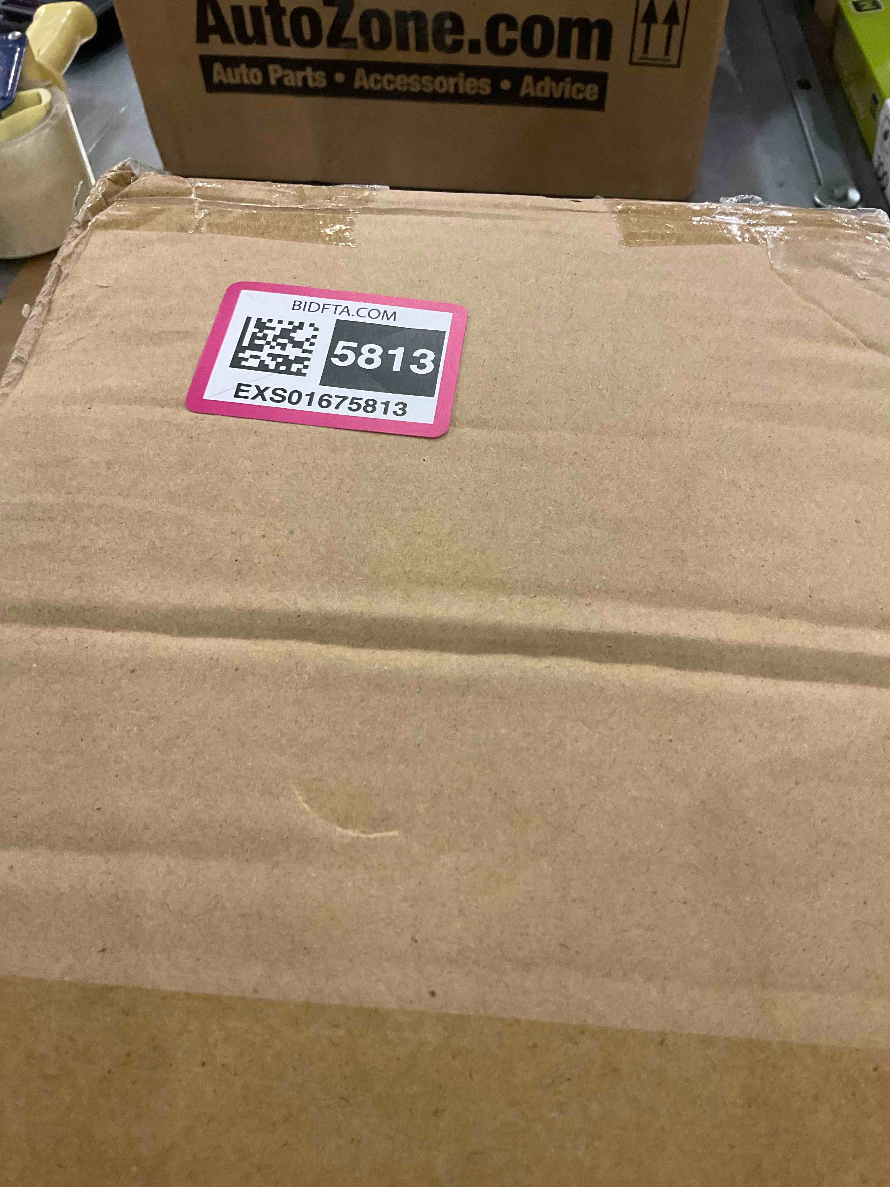 https://s3.amazonaws.com/lotting-images-prod/BargainHunt/EXS01675813_1713876385624.jpeg