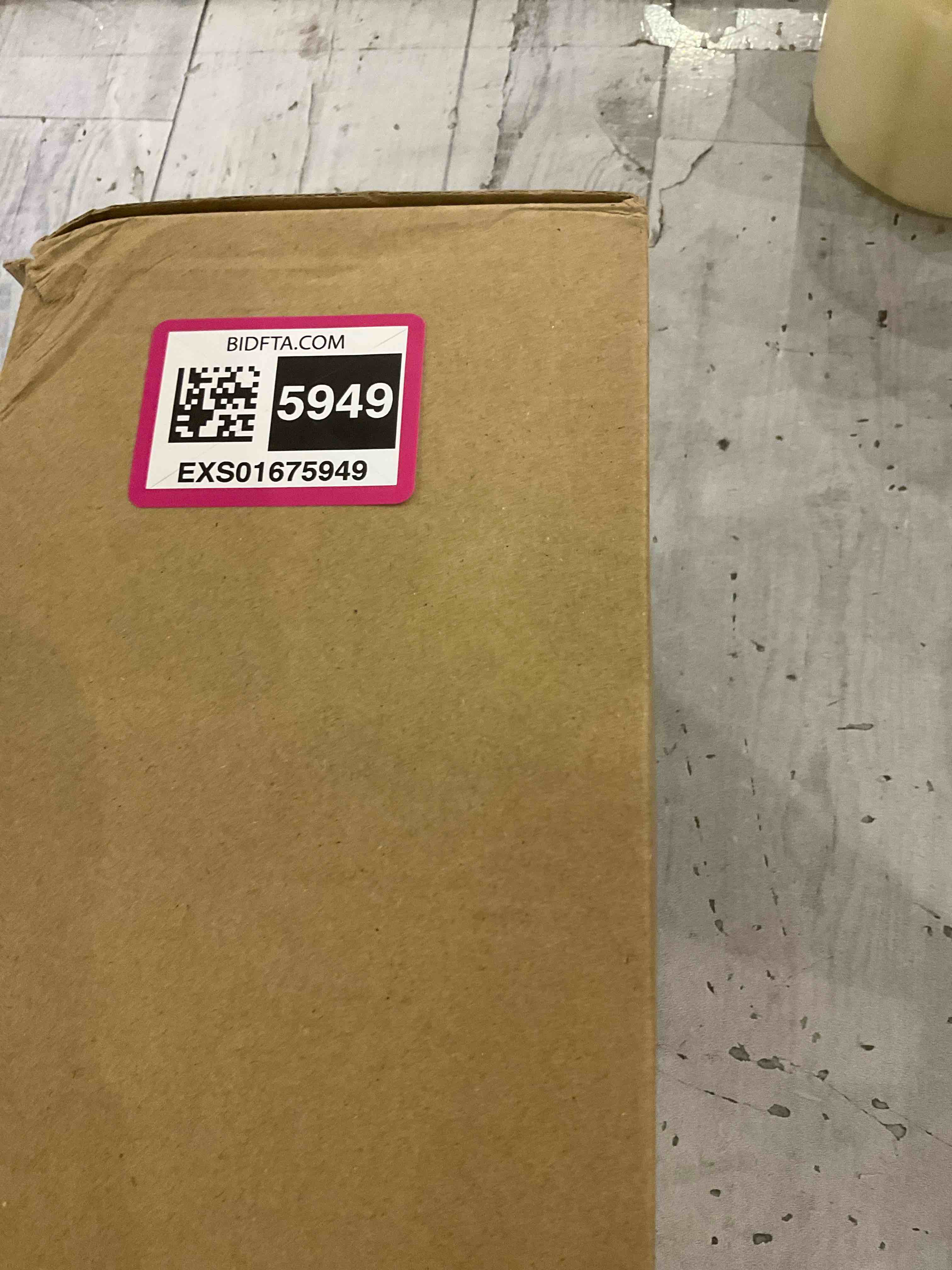 https://s3.amazonaws.com/lotting-images-prod/BargainHunt/EXS01675949_1713959977026.jpeg