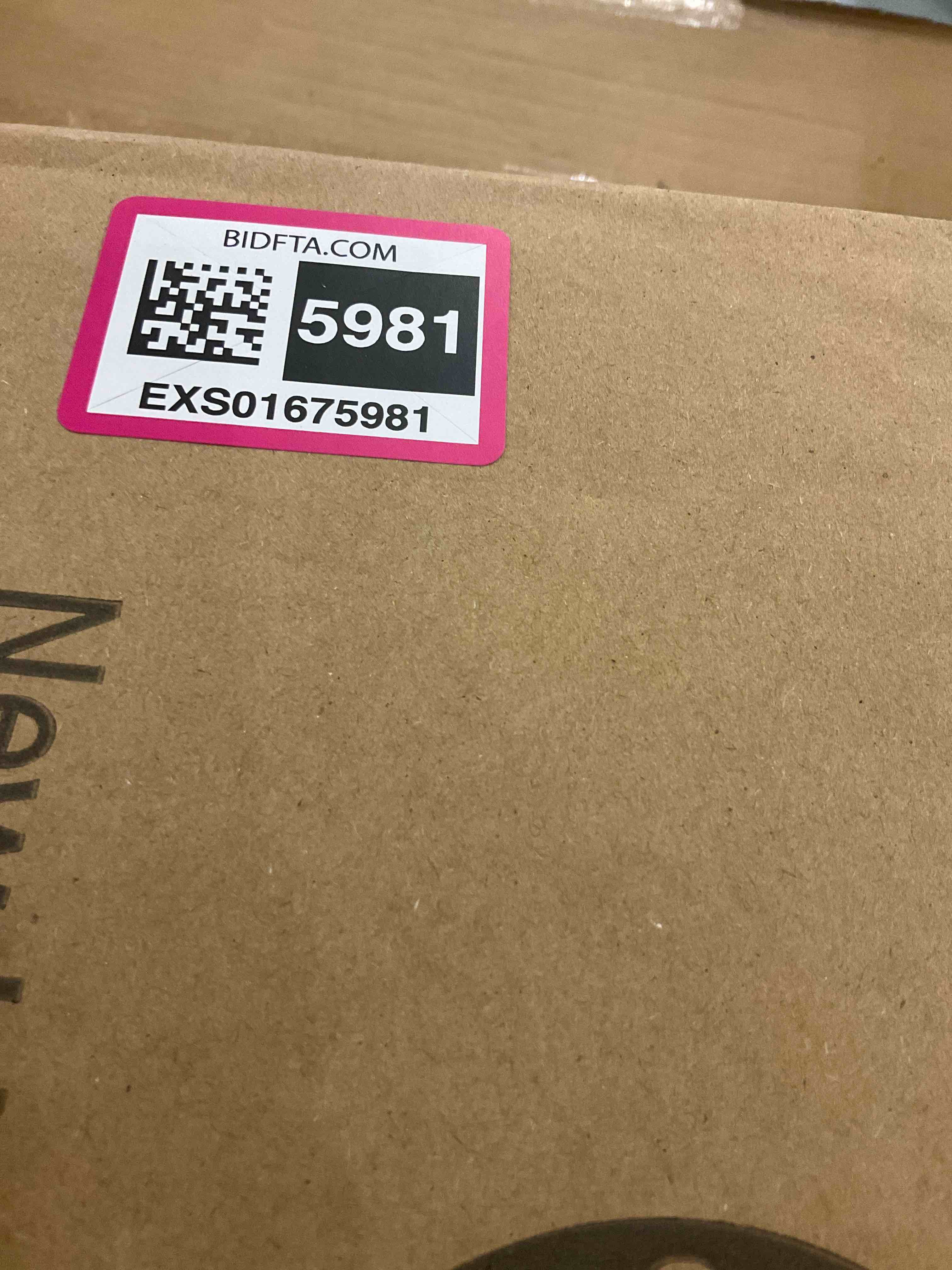https://s3.amazonaws.com/lotting-images-prod/BargainHunt/EXS01675981_1713965393767.jpeg